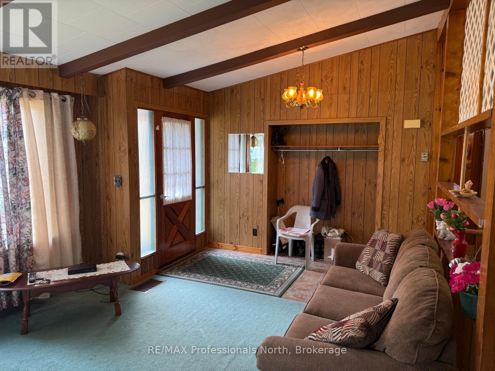 21 George Street, Dysart Et Al, Ontario  K0M 1S0 - Photo 3 - X12474239