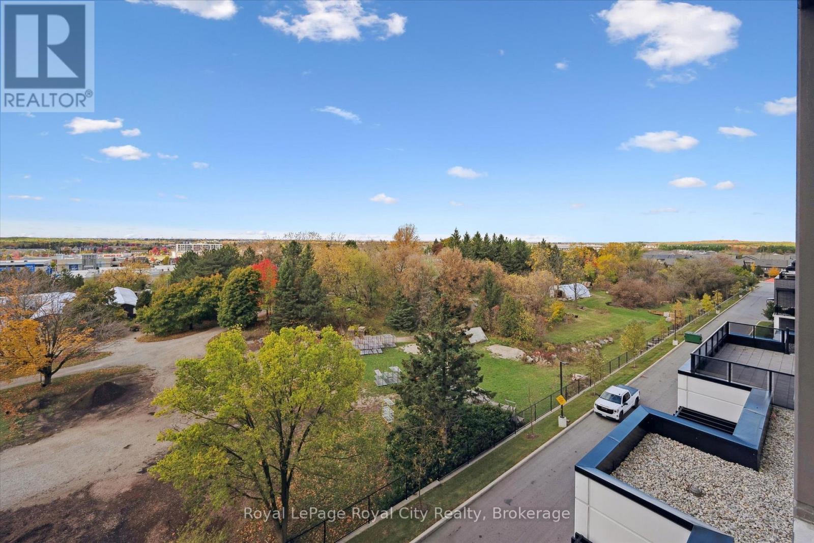 409 - 1878 Gordon Street, Guelph, Ontario  N1L 0P4 - Photo 3 - X12474267