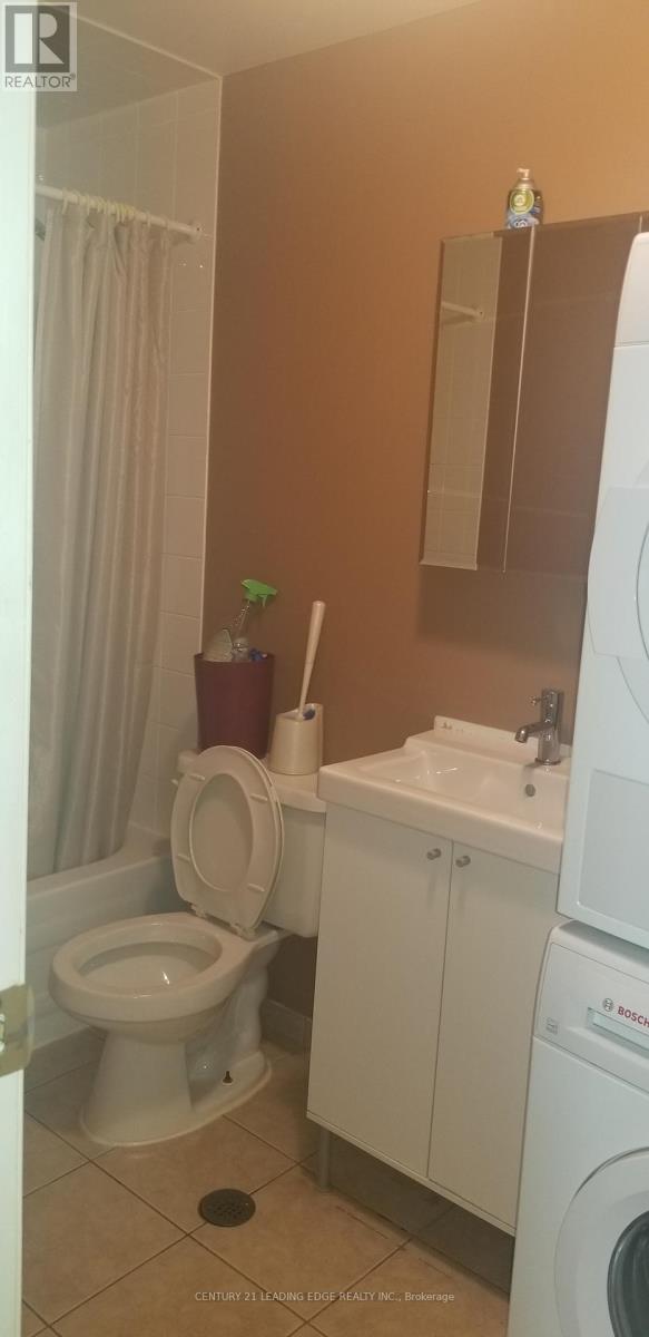 02 - 959 Bloor Street W, Toronto, Ontario  M6H 1L7 - Photo 3 - C12474105