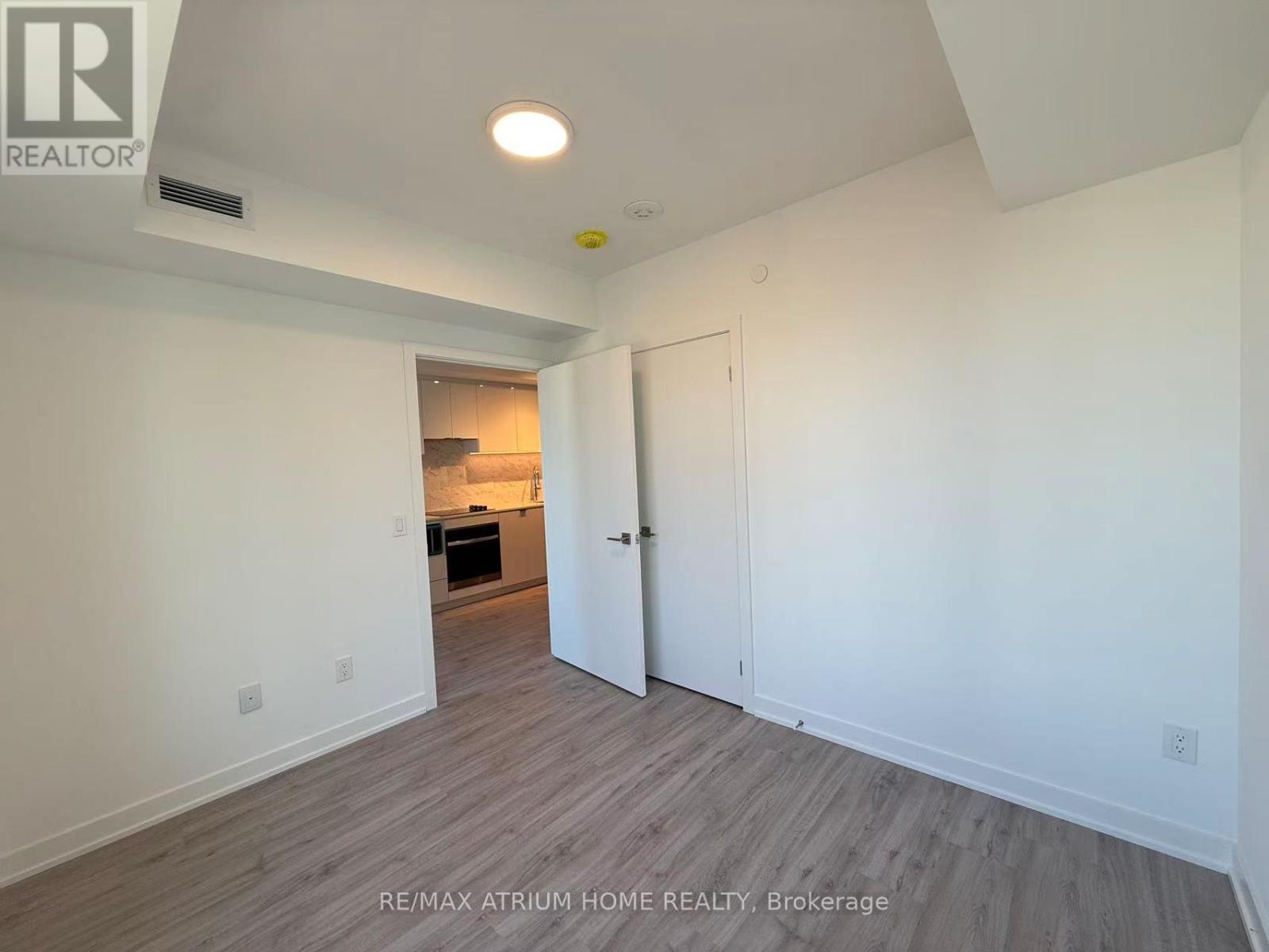 2201 - 252 Church Street, Toronto, Ontario  M5B 0E6 - Photo 23 - C12474110