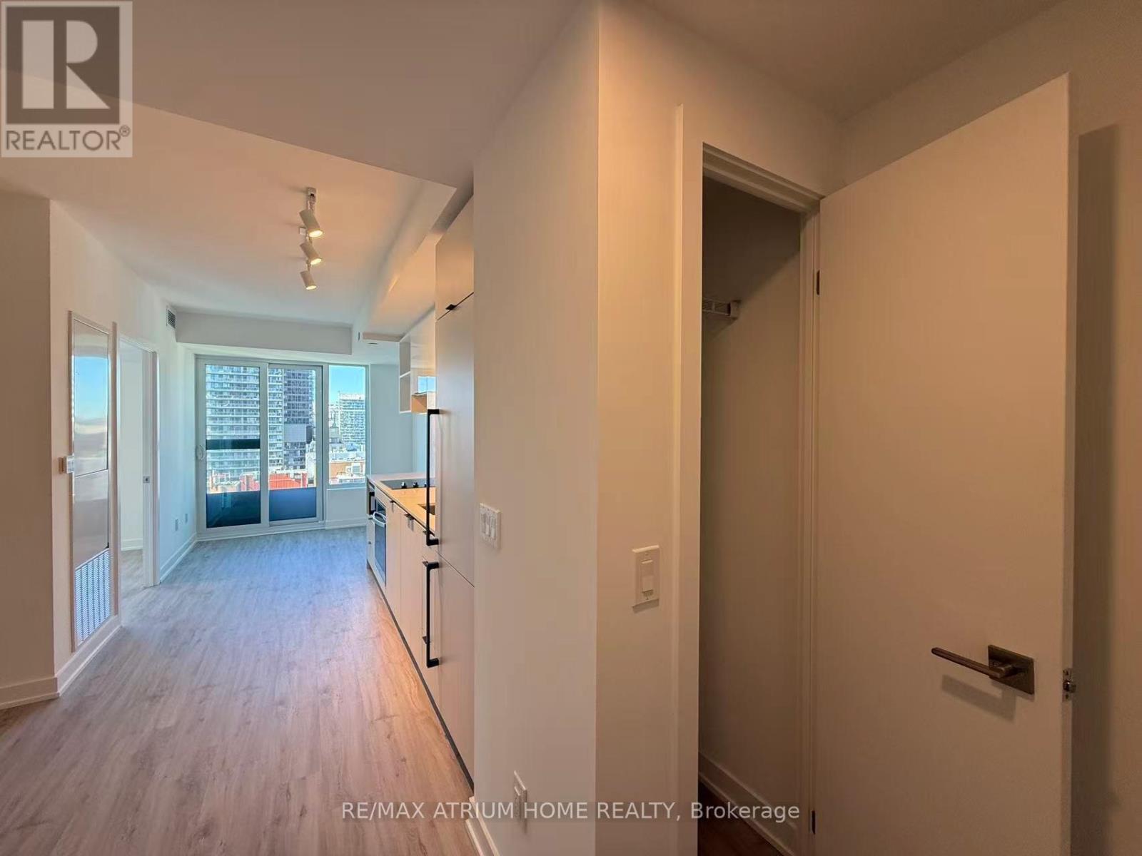 2201 - 252 Church Street, Toronto, Ontario  M5B 0E6 - Photo 7 - C12474110