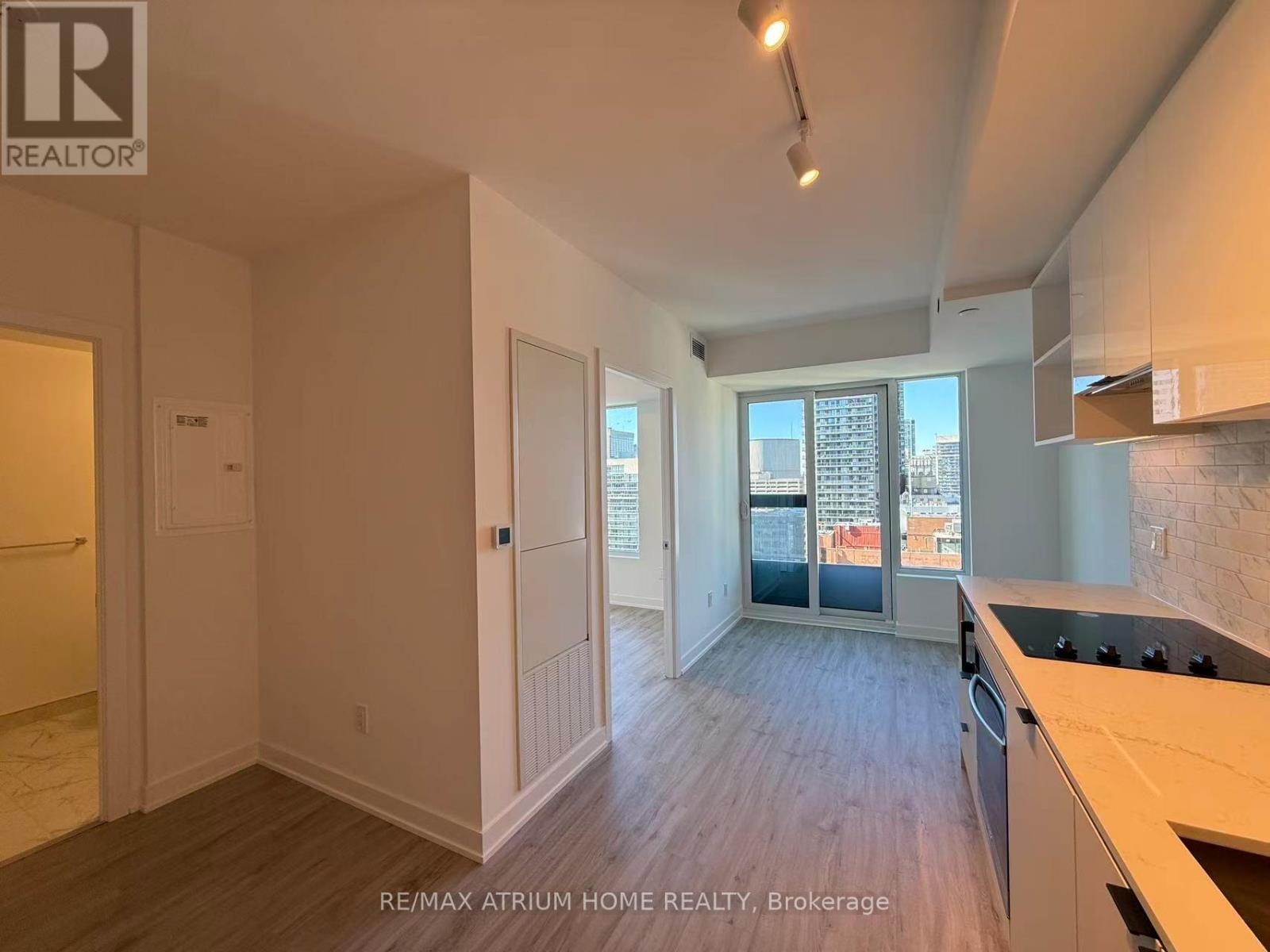 2201 - 252 Church Street, Toronto, Ontario  M5B 0E6 - Photo 8 - C12474110