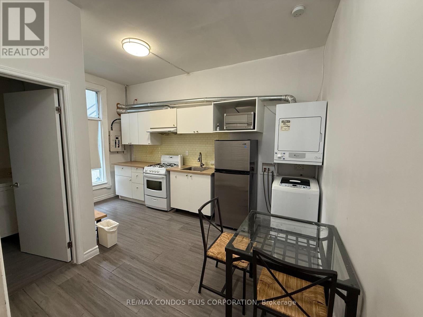 3 - 567 YONGE STREET, Toronto, Ontario