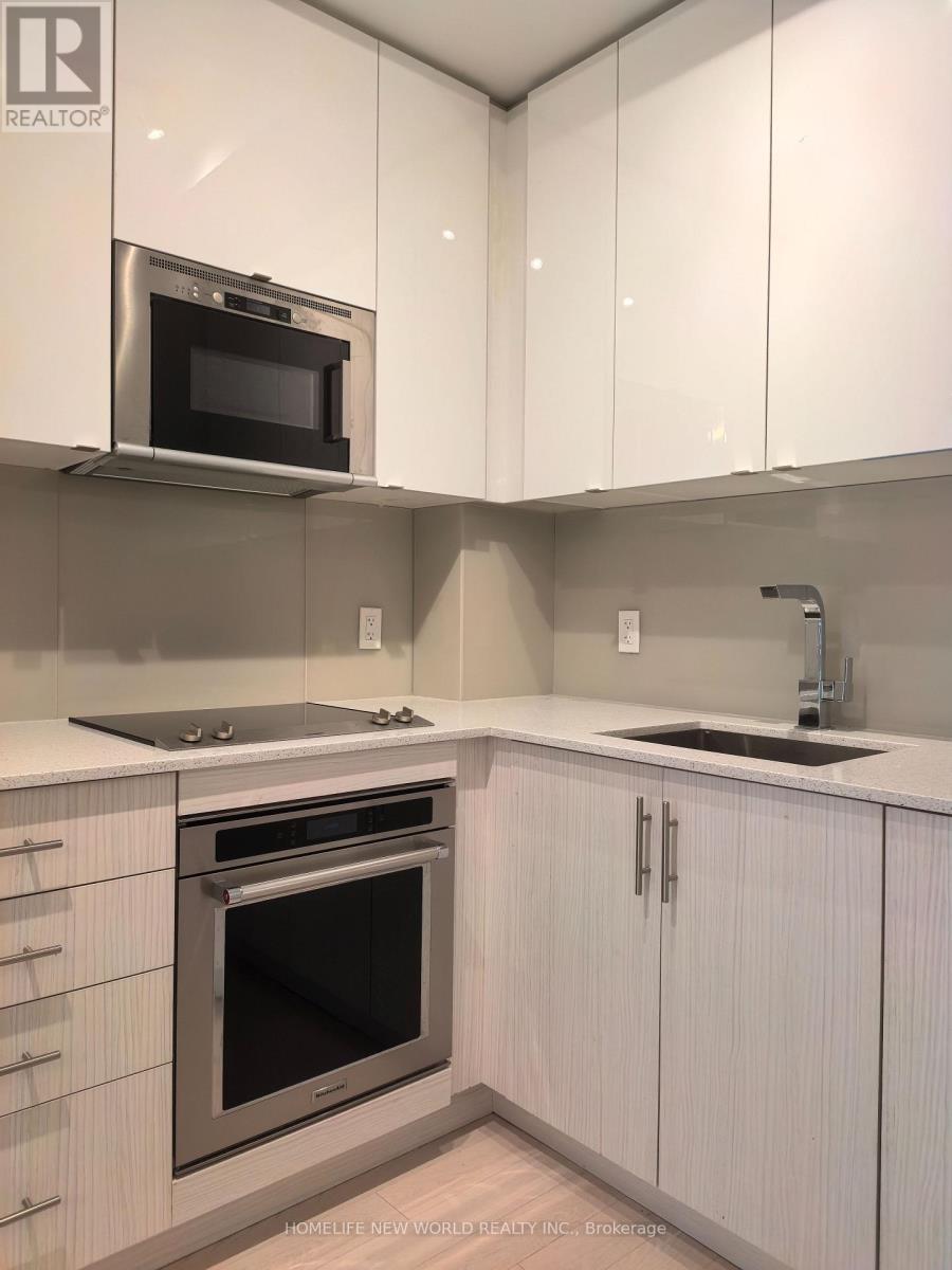 605 - 330 Richmond Street W, Toronto, Ontario  M5V 0M4 - Photo 8 - C12474155