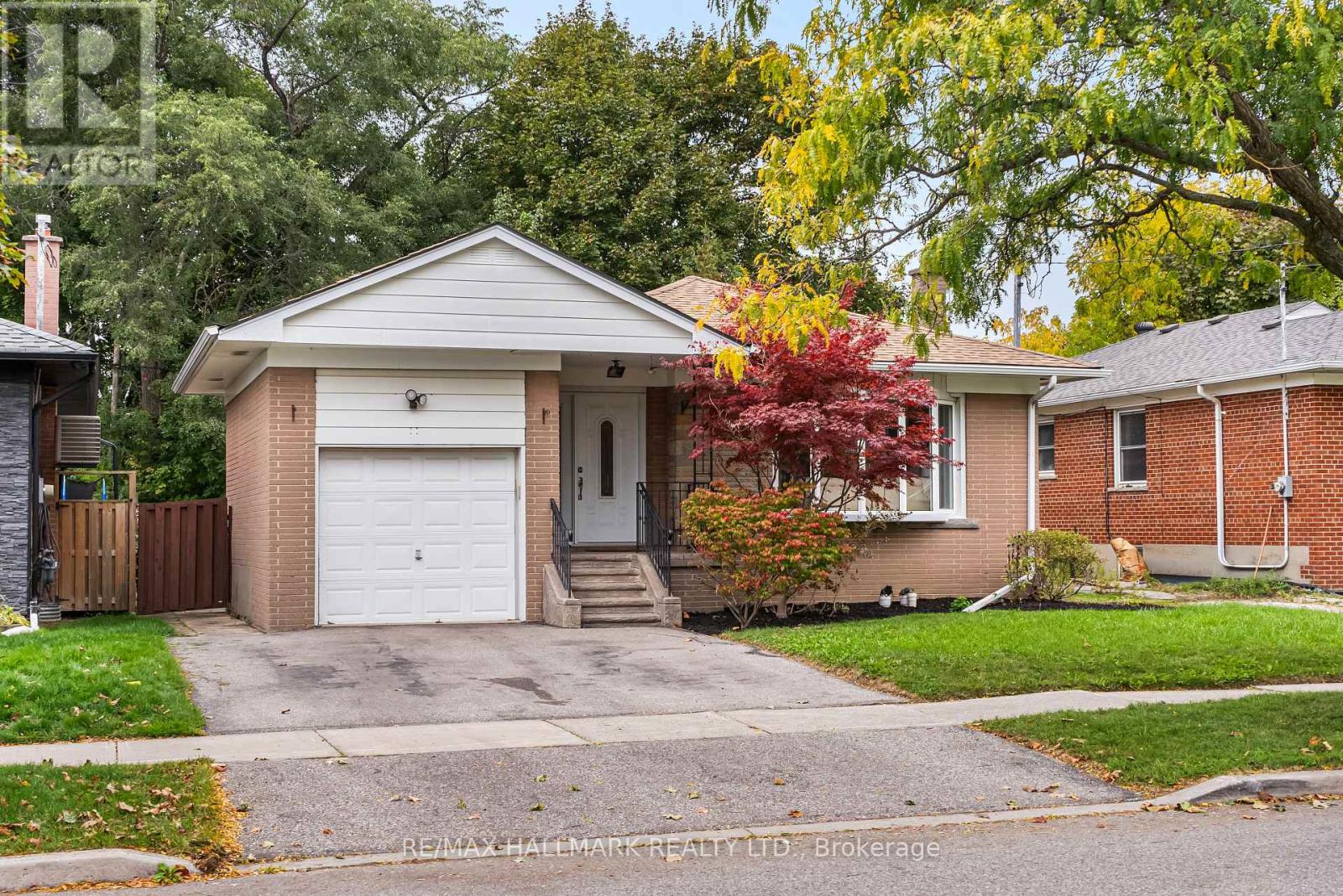 266 Chine Drive, Toronto, Ontario  M1M 2L8 - Photo 1 - E12474116