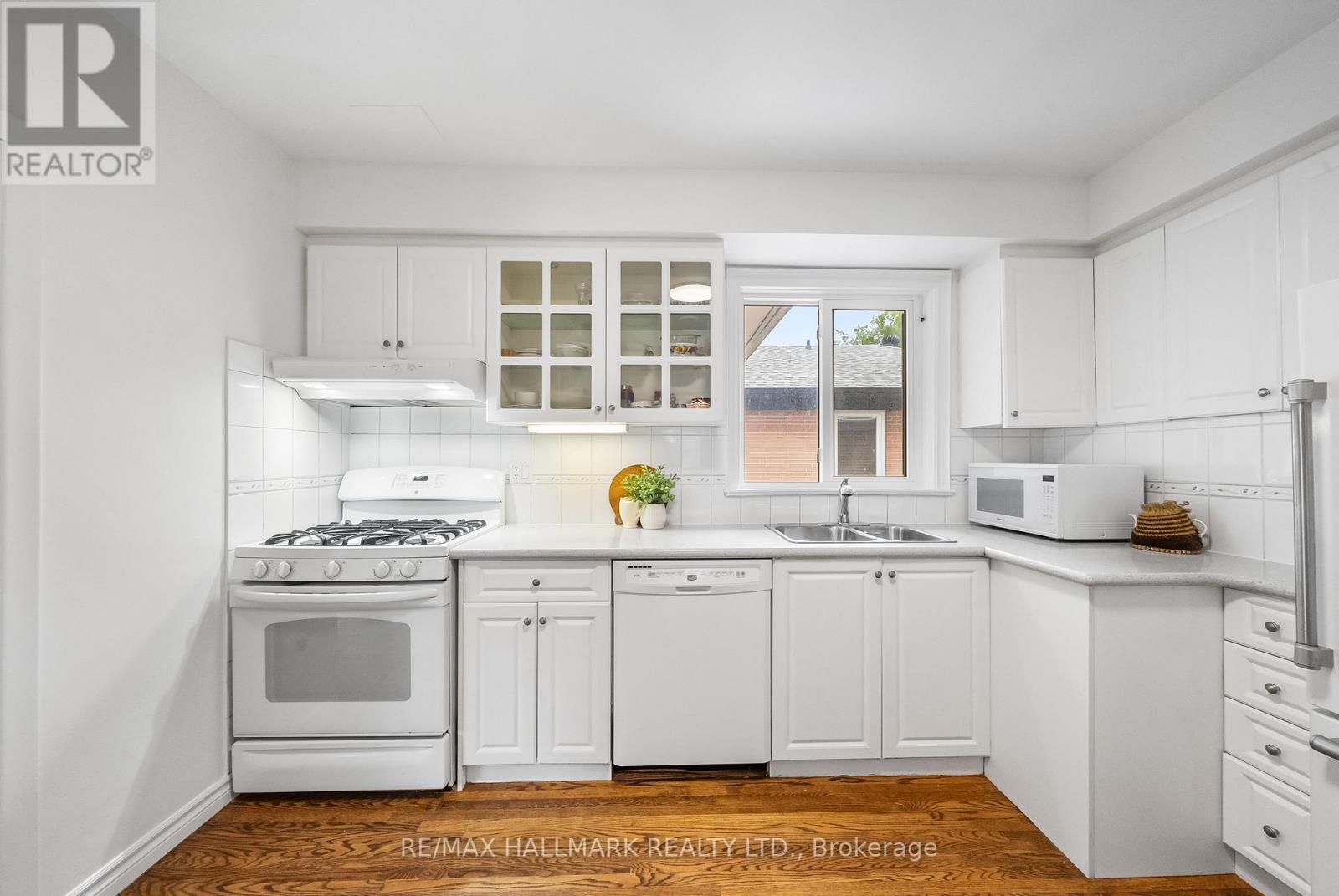 266 Chine Drive, Toronto, Ontario  M1M 2L8 - Photo 15 - E12474116