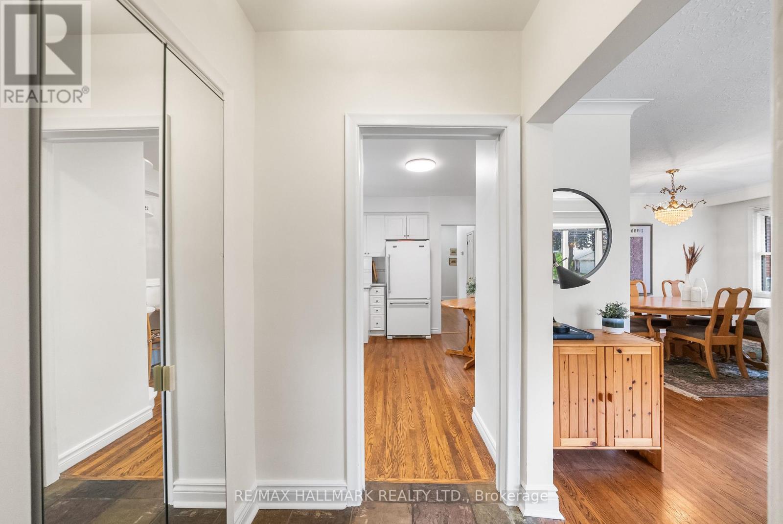 266 Chine Drive, Toronto, Ontario  M1M 2L8 - Photo 4 - E12474116