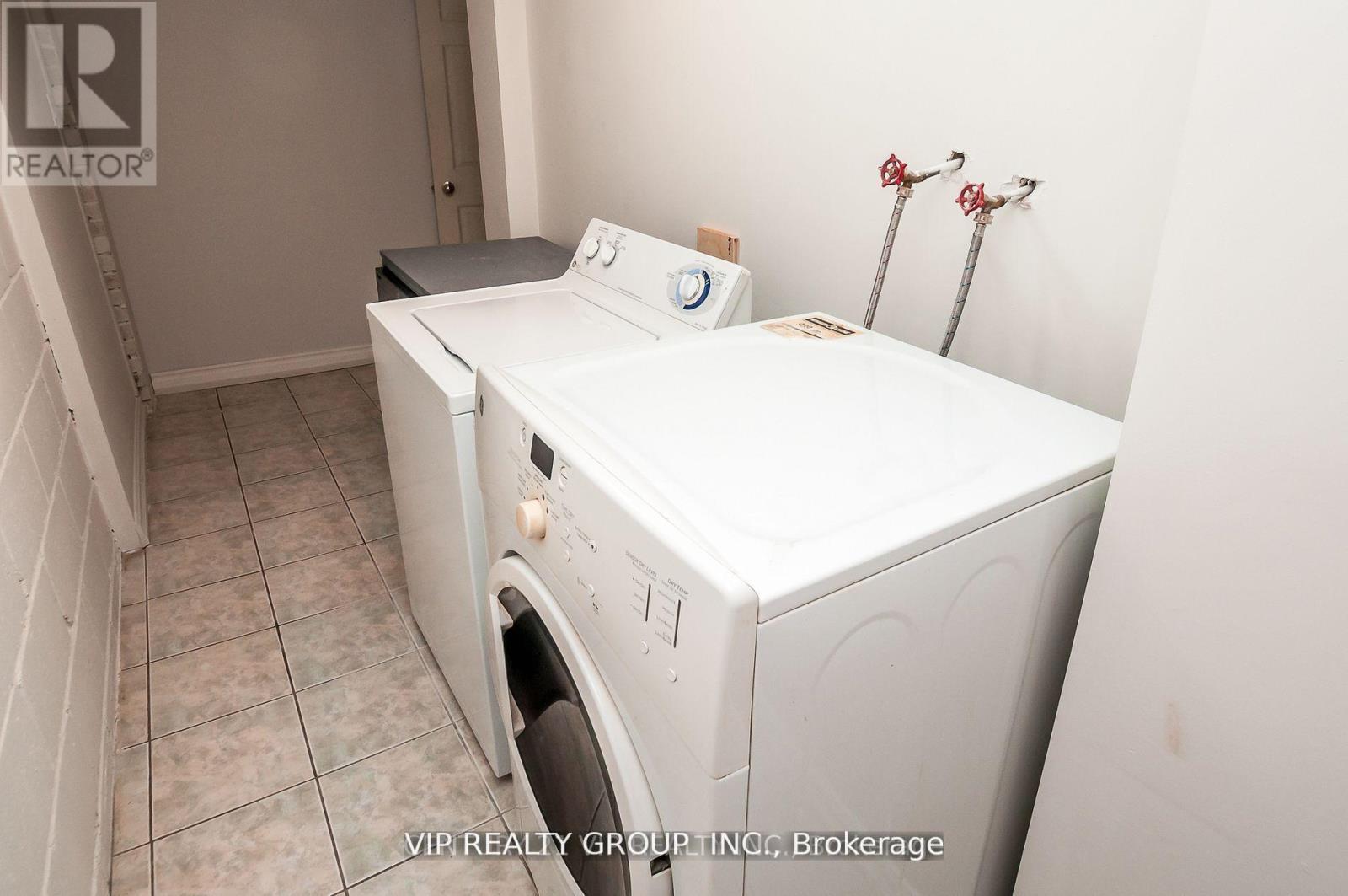 Unit 2 - 2626 Eglinton Avenue E, Toronto, Ontario  M1K 2S3 - Photo 14 - E12474159