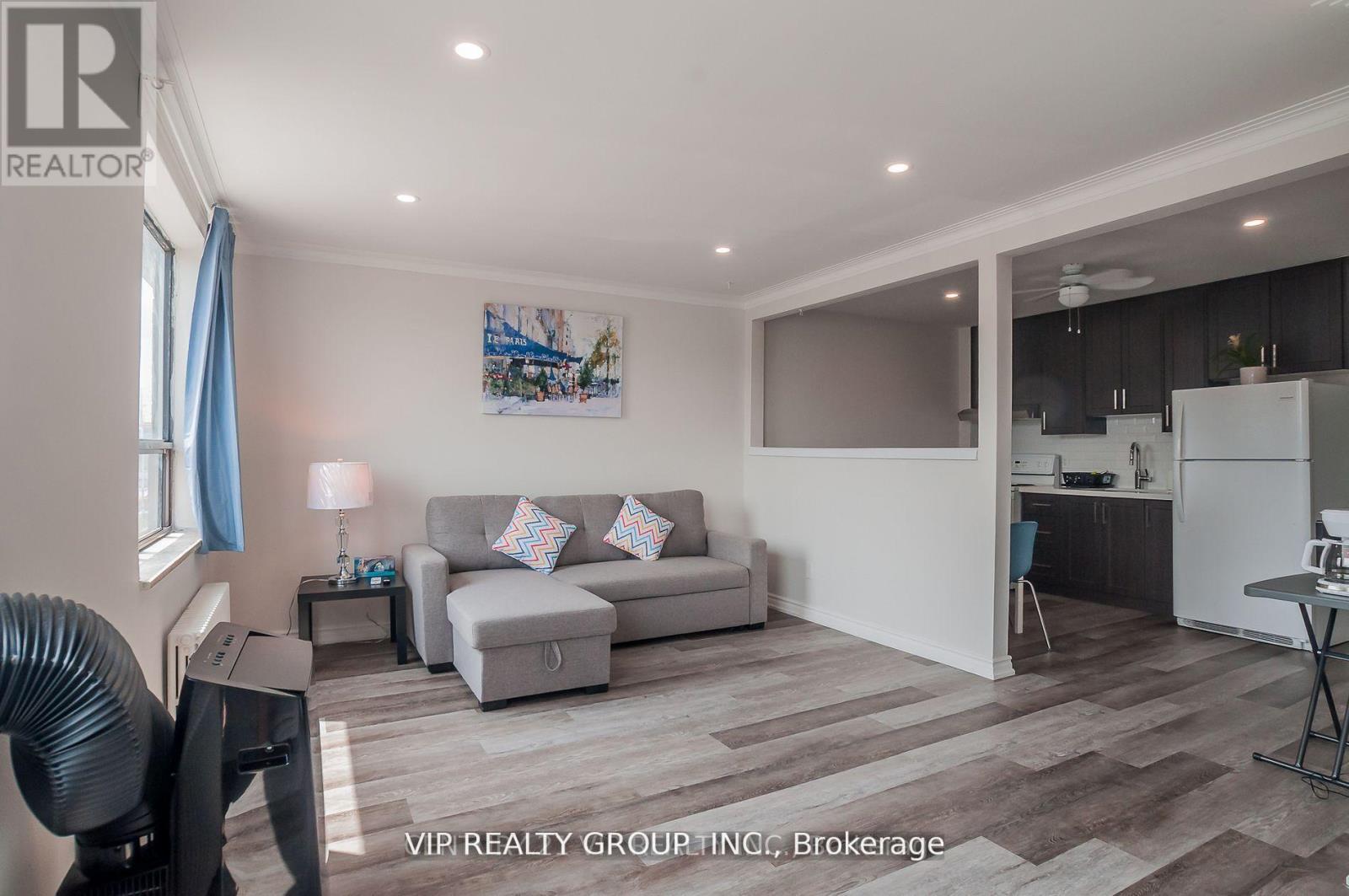 Unit 2 - 2626 Eglinton Avenue E, Toronto, Ontario  M1K 2S3 - Photo 2 - E12474159