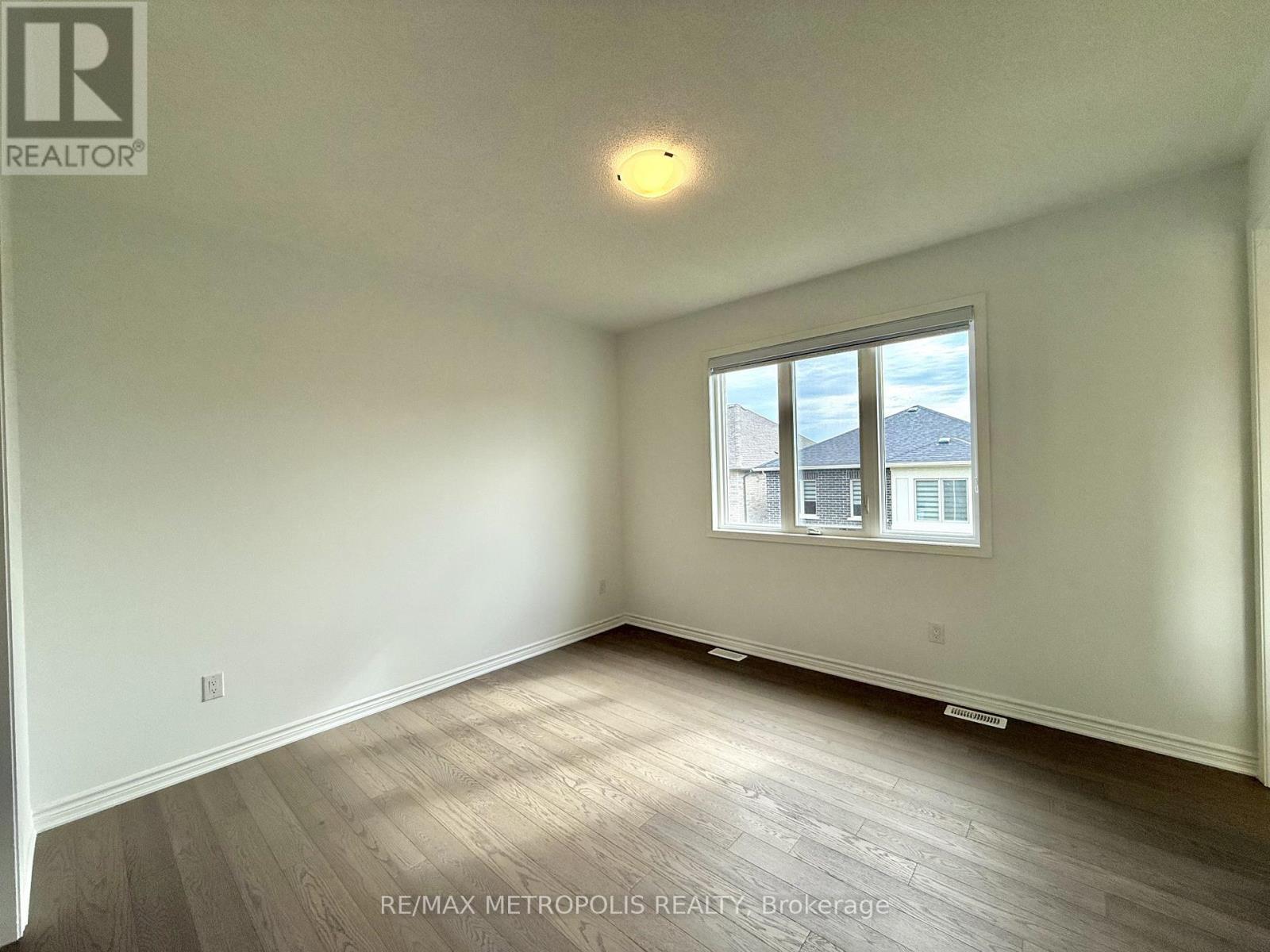 1341 Glamorgan Manor, Pickering, Ontario  L1X 0N1 - Photo 11 - E12474165