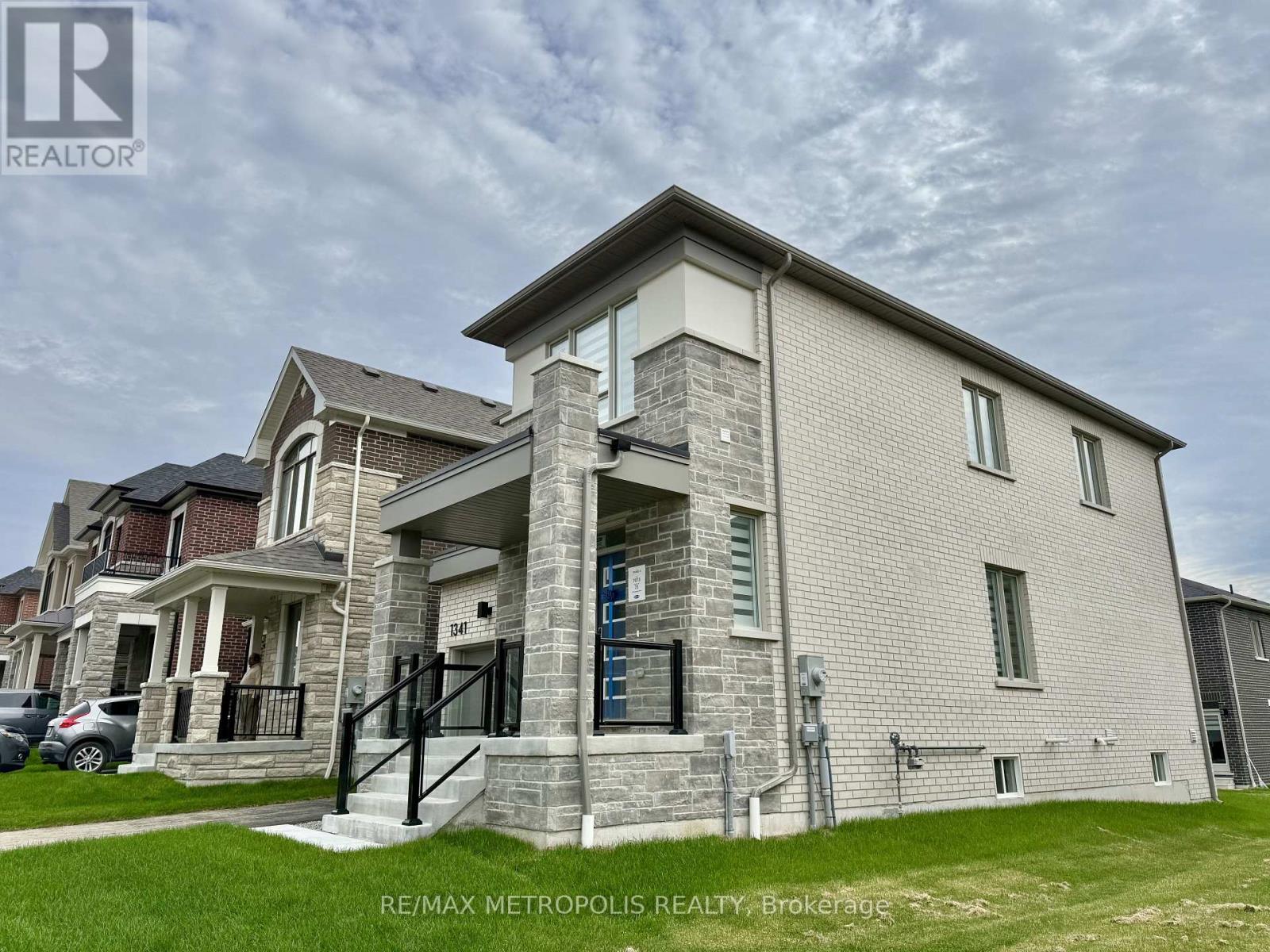 1341 Glamorgan Manor, Pickering, Ontario  L1X 0N1 - Photo 19 - E12474165