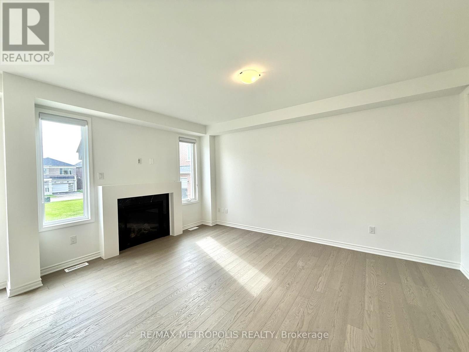 1341 Glamorgan Manor, Pickering, Ontario  L1X 0N1 - Photo 7 - E12474165