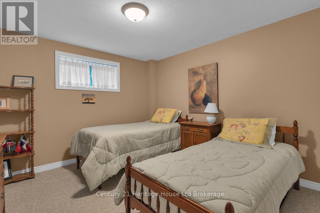 455 Parrott Place, Woodstock, Ontario  N4T 1V8 - Photo 25 - X12474172