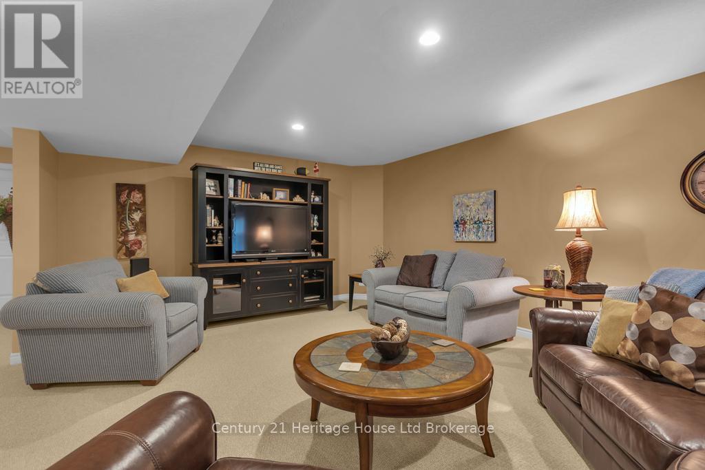 455 Parrott Place, Woodstock, Ontario  N4T 1V8 - Photo 31 - X12474172