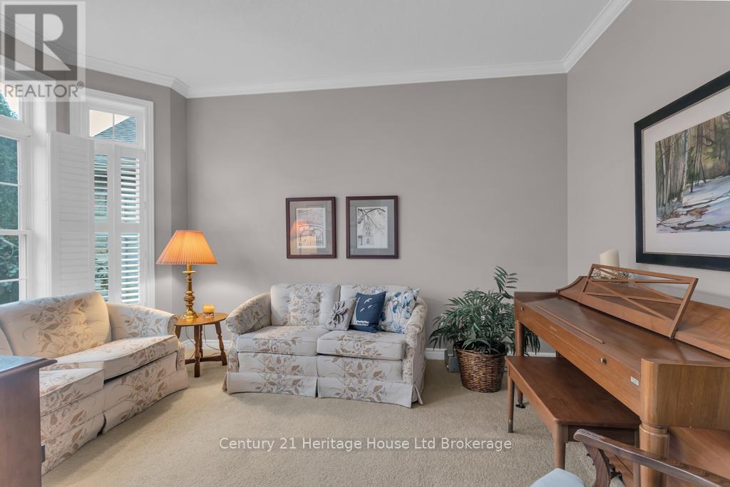 455 Parrott Place, Woodstock, Ontario  N4T 1V8 - Photo 6 - X12474172