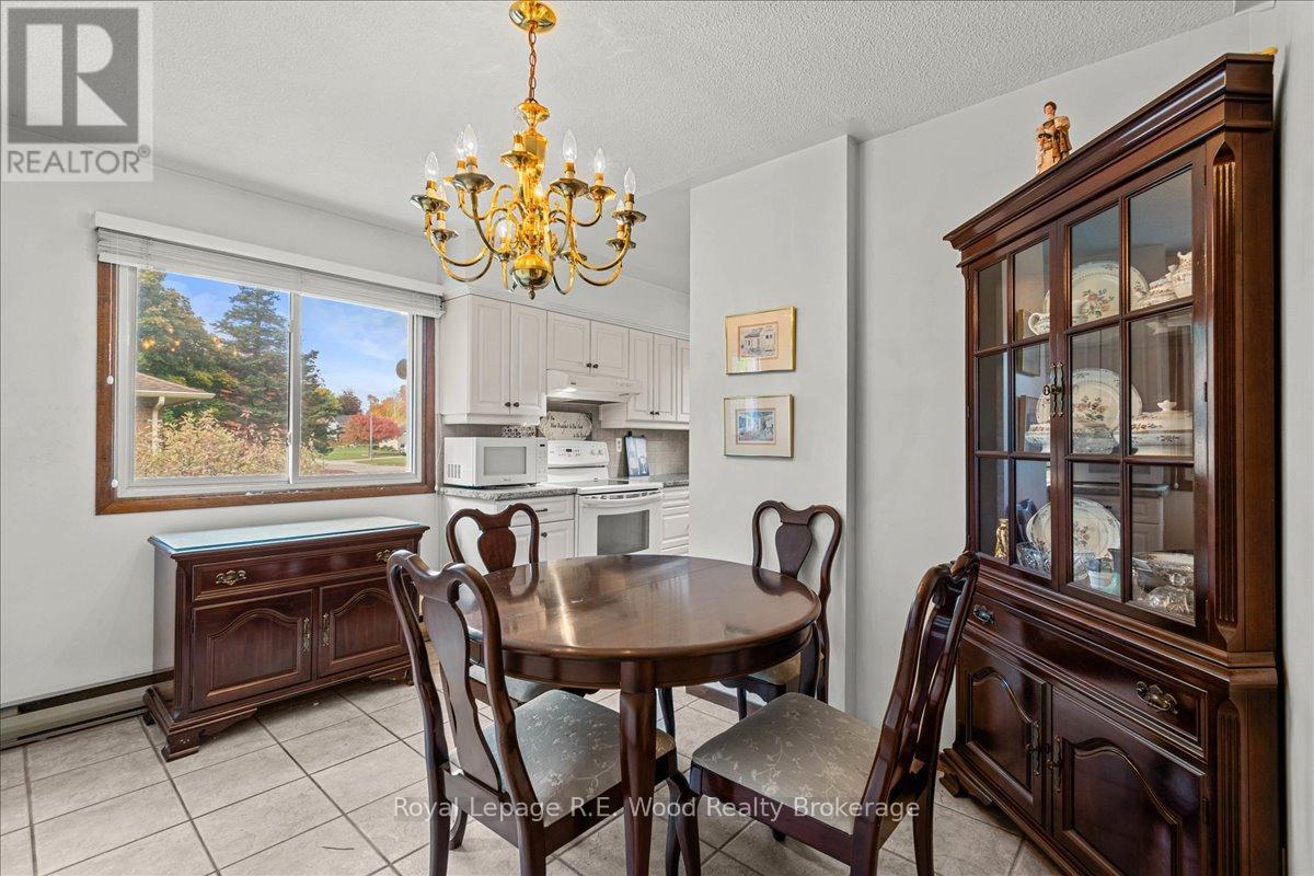 52 Trottier Drive, Tillsonburg, Ontario  N4G 4R2 - Photo 15 - X12474248