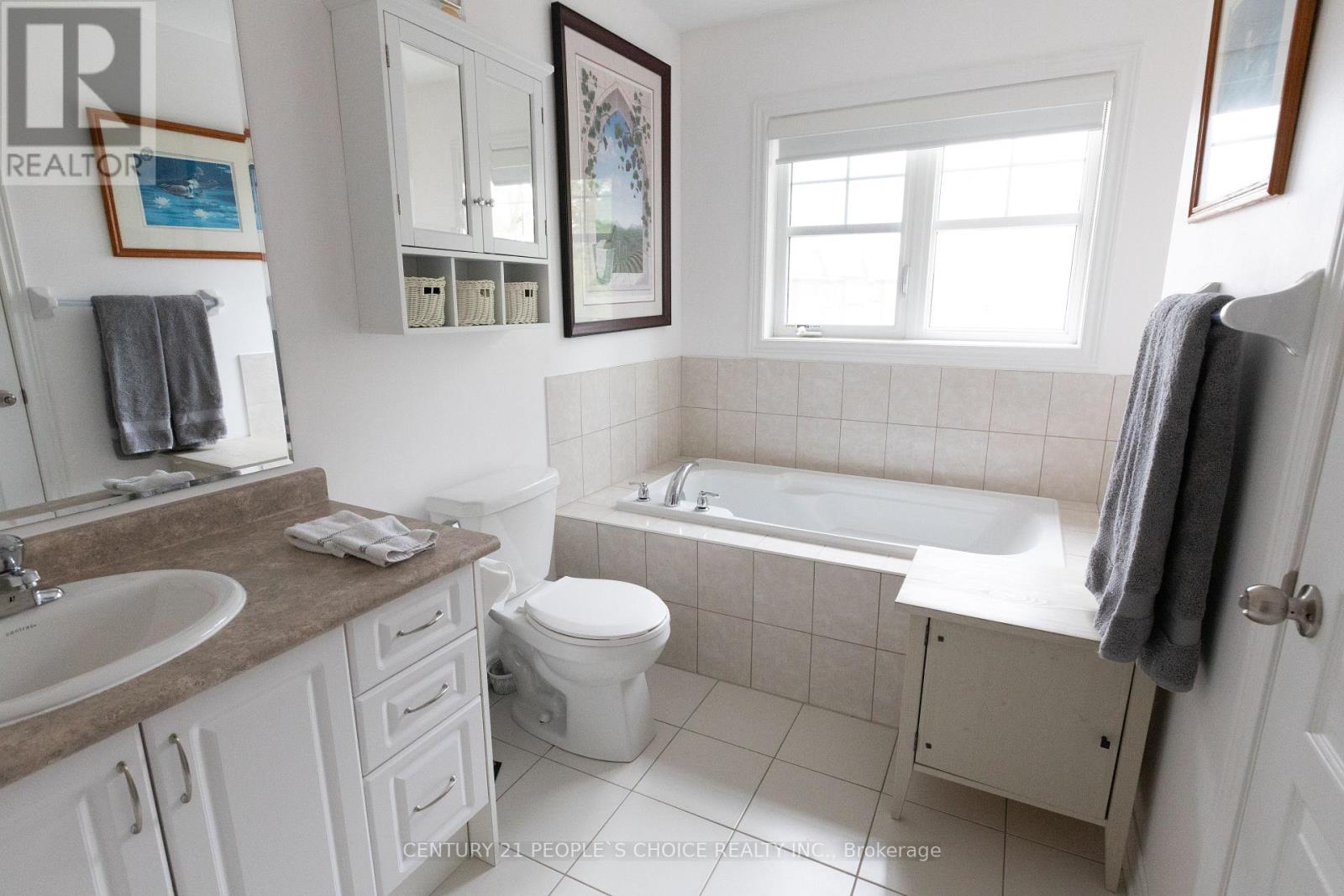 102 Roy Grove Way, Markham, Ontario  L6E 0T7 - Photo 38 - N12474115