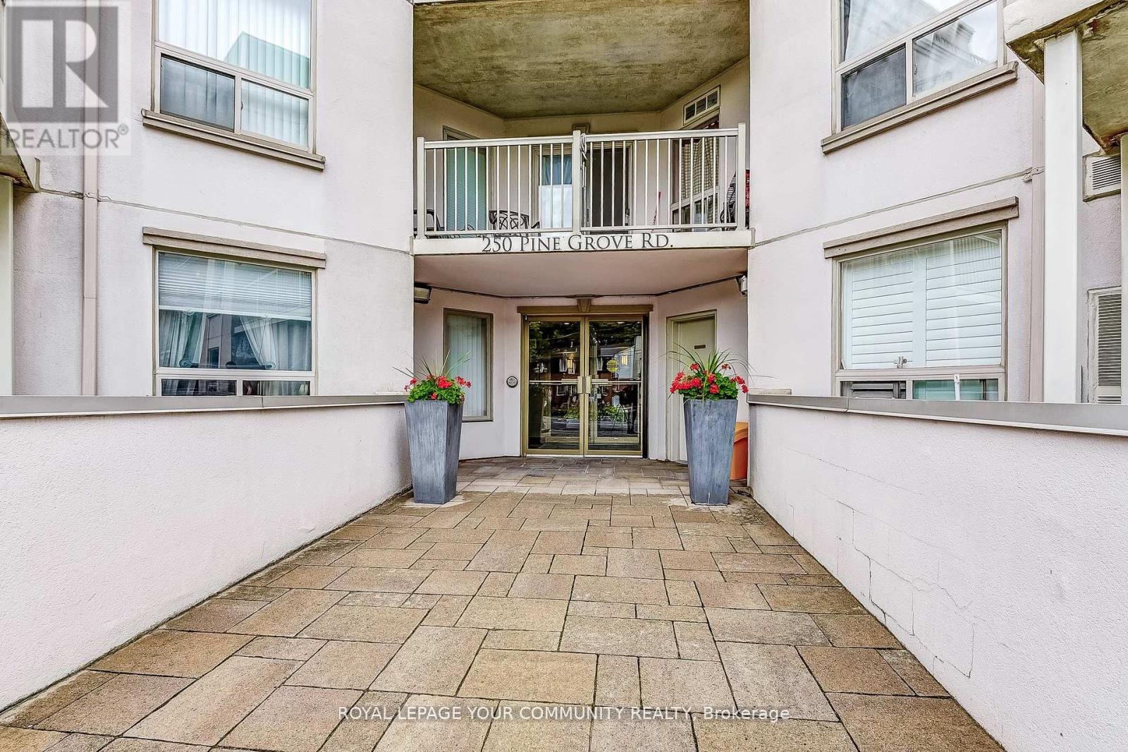 101 - 250 Pine Grove Road, Vaughan, Ontario  L4L 9M6 - Photo 5 - N12474117