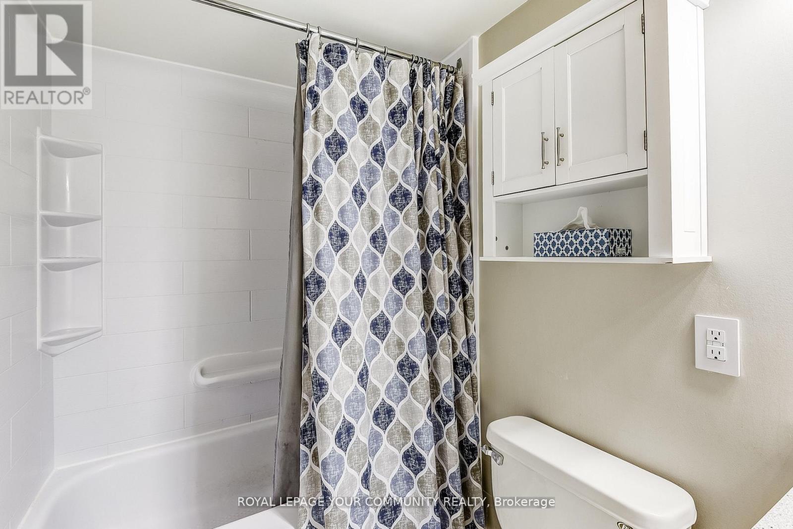 101 - 250 Pine Grove Road, Vaughan, Ontario  L4L 9M6 - Photo 9 - N12474117