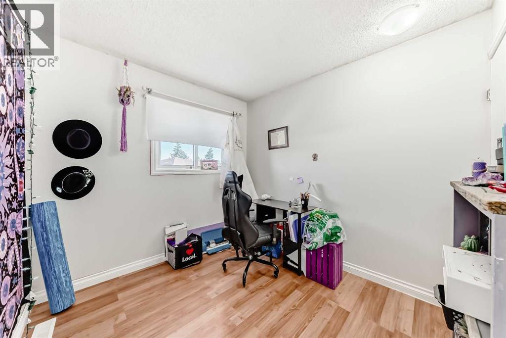17, 131 Templehill Drive Ne, Calgary, Alberta  T1Y 4T1 - Photo 31 - A2265730