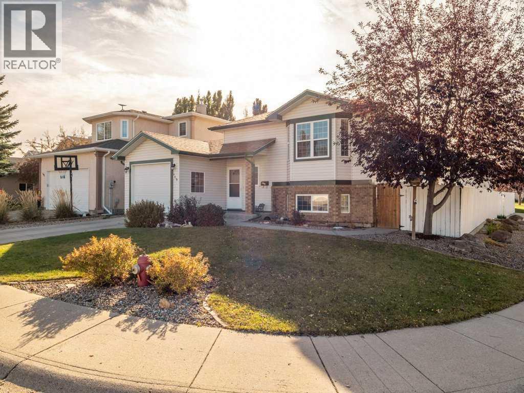 159 Cougar Crescent N, Lethbridge, Alberta  T1H 6K9 - Photo 2 - A2265971