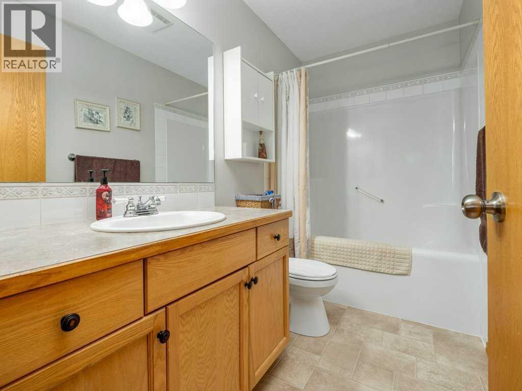 159 Cougar Crescent N, Lethbridge, Alberta  T1H 6K9 - Photo 13 - A2265971