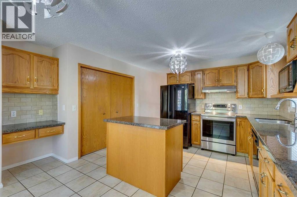 372 Millrise Drive Sw, Calgary, Alberta  T2Y 2C7 - Photo 13 - A2264599
