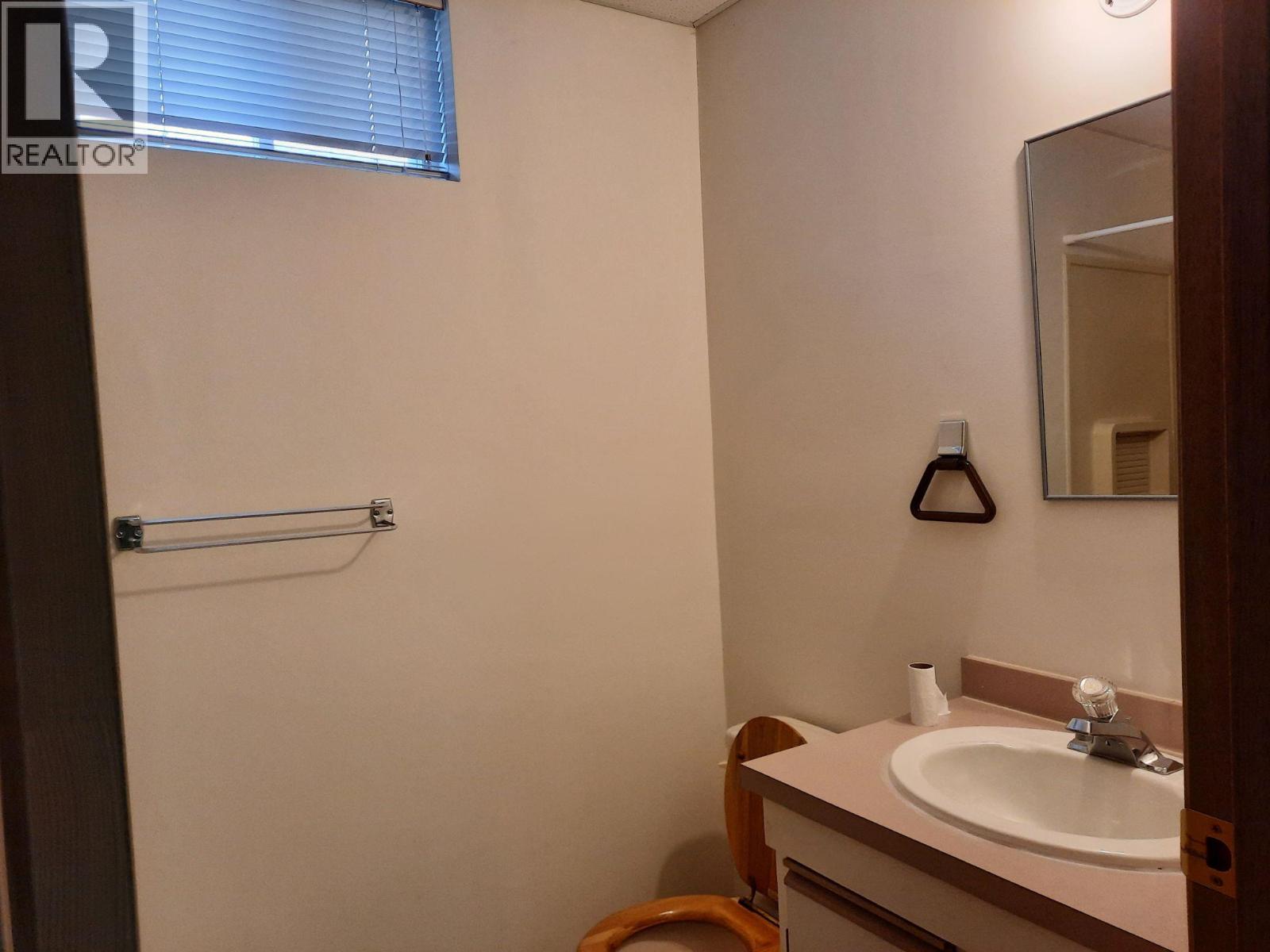 6660 21st Street, Grand Forks, British Columbia  V0H 1H4 - Photo 37 - 10355614