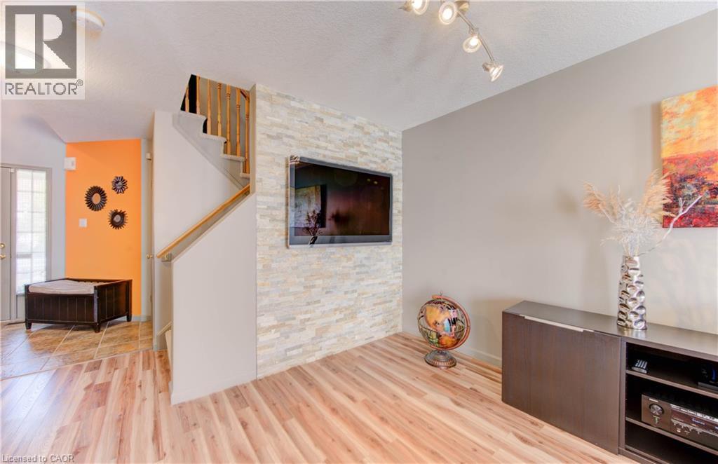 63 Swartz Street, Kitchener, Ontario  N2E 4A6 - Photo 11 - 40780925