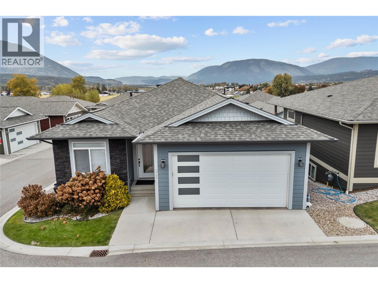 1791 10 Street SW Unit# 32, Salmon Arm, British Columbia