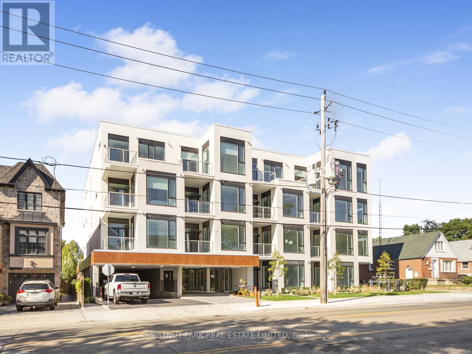 407 - 722 MARLEE AVENUE, Toronto, Ontario