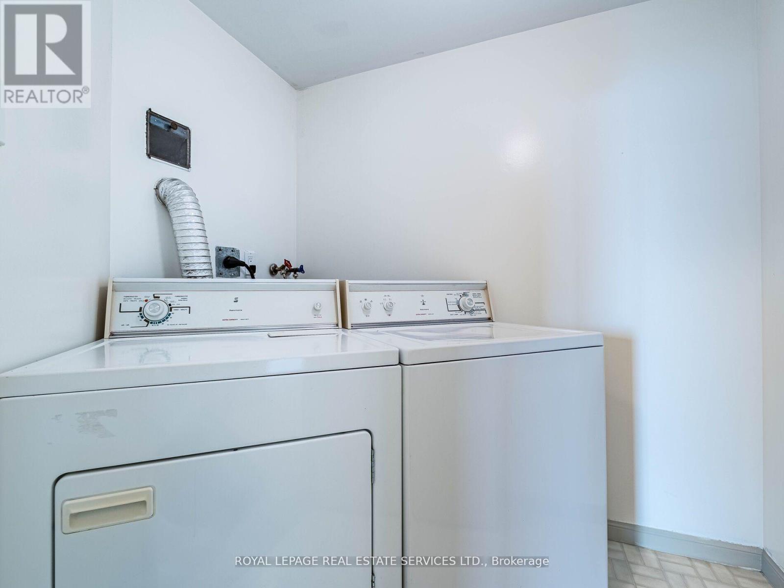 908 - 12 Laurelcrest Street, Brampton (Queen Street Corridor), Ontario  L6S 5Y4 - Photo 26 - W12474123