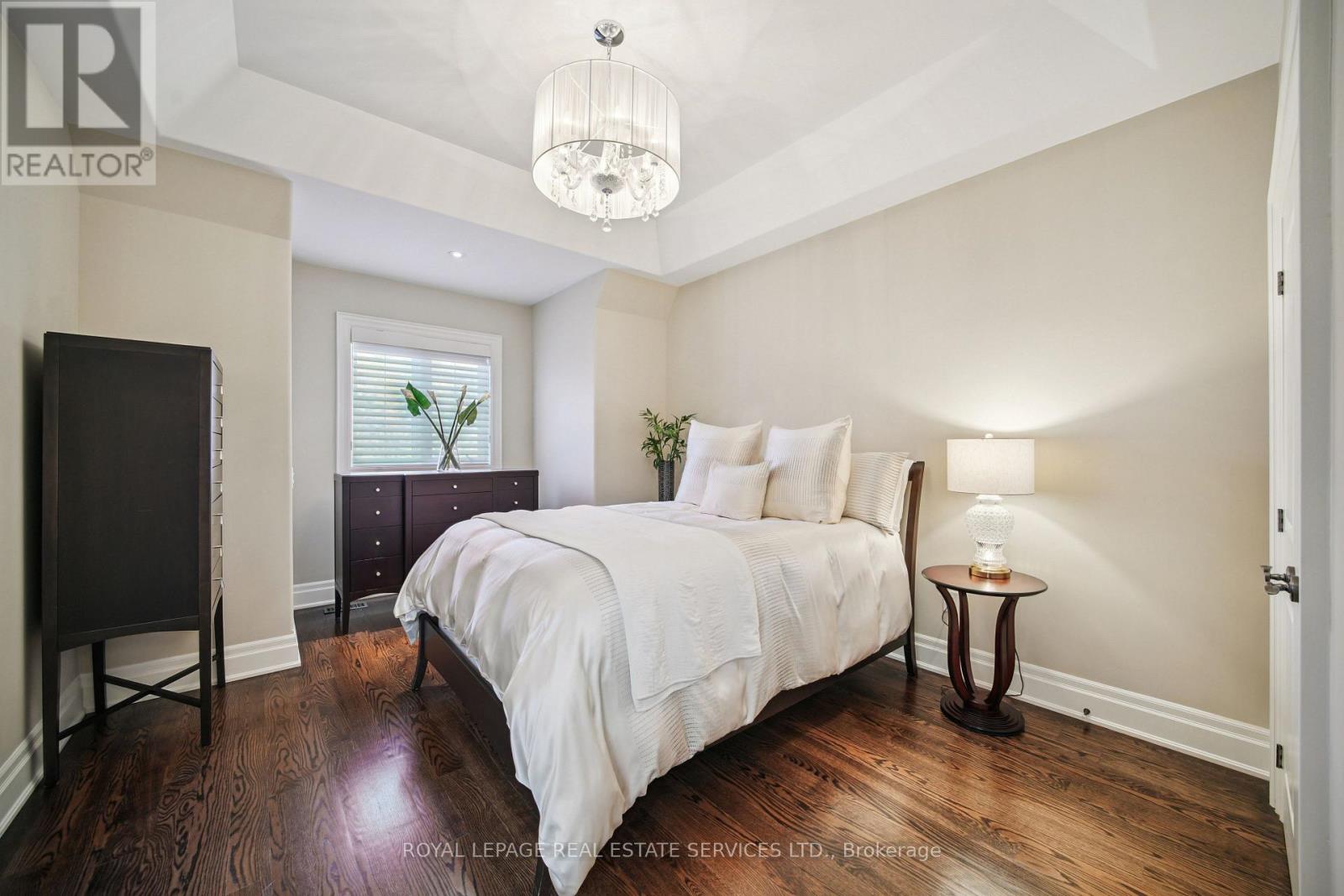 1344 Secord Avenue, Oakville, Ontario  L6L 2L1 - Photo 21 - W12474131