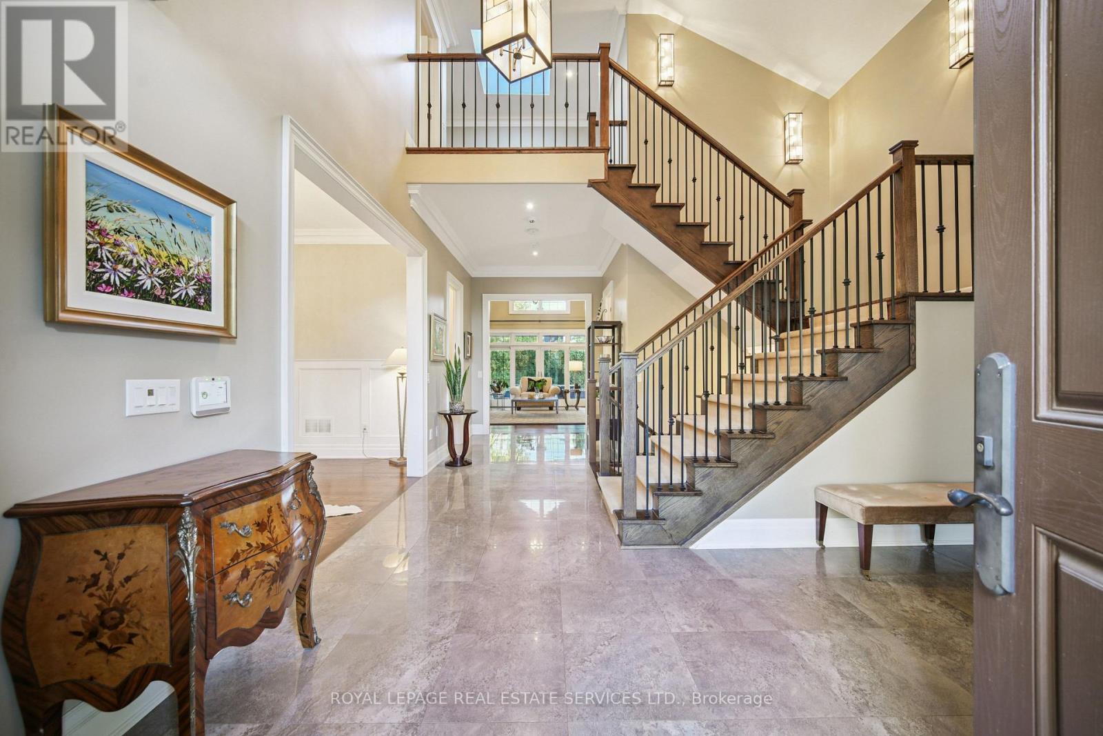 1344 Secord Avenue, Oakville, Ontario  L6L 2L1 - Photo 3 - W12474131