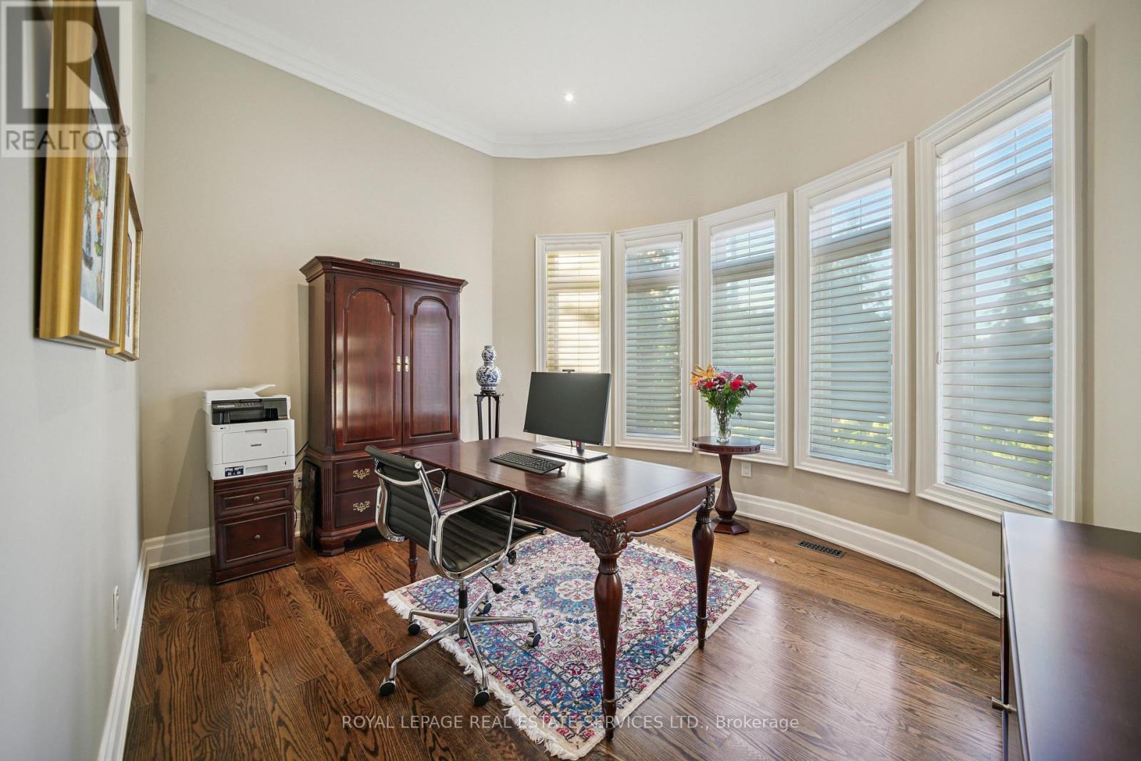 1344 Secord Avenue, Oakville, Ontario  L6L 2L1 - Photo 4 - W12474131