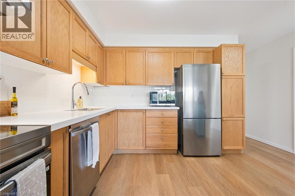 151 Clairfields Drive Unit# 3, Guelph, Ontario  N1L 1P5 - Photo 6 - 40780888