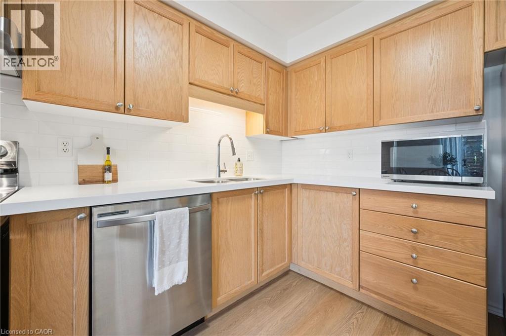 151 Clairfields Drive Unit# 3, Guelph, Ontario  N1L 1P5 - Photo 8 - 40780888