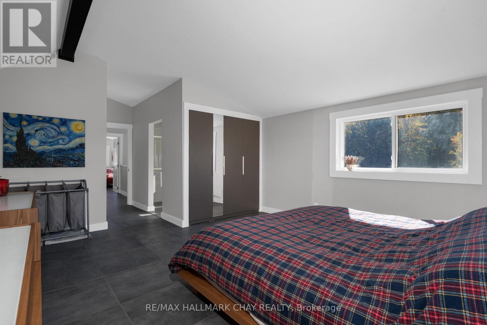 5748 First Line, Erin, Ontario  L0N 1N0 - Photo 32 - X12474111
