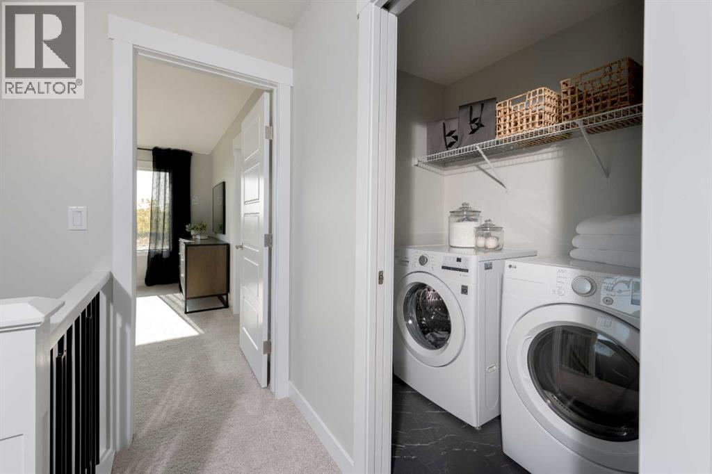 7 Wedderburn Gate, Okotoks, Alberta  T1S 5X2 - Photo 8 - A2227749