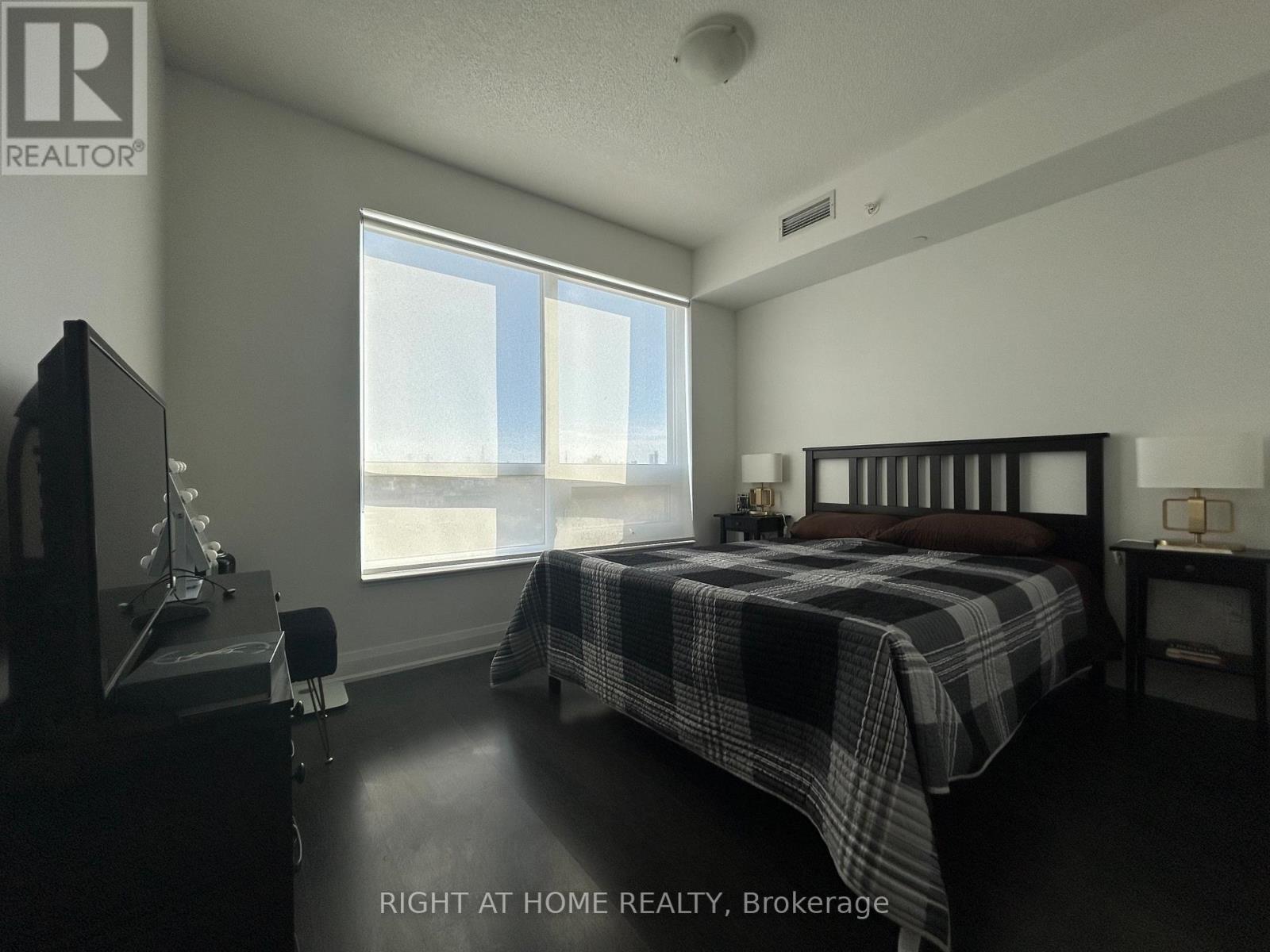 405 - 160 Vanderhoof Avenue, Toronto, Ontario  M4G 0B7 - Photo 18 - C12474203