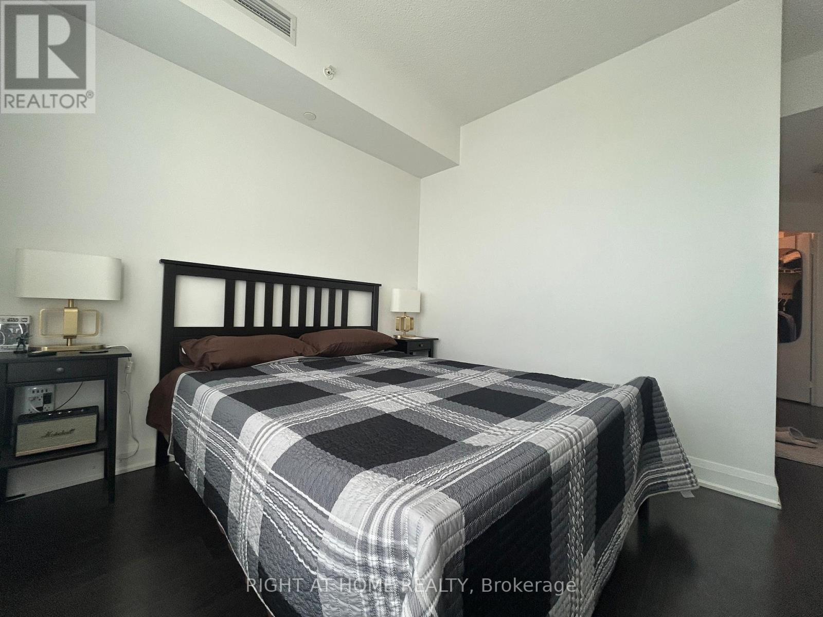 405 - 160 Vanderhoof Avenue, Toronto, Ontario  M4G 0B7 - Photo 19 - C12474203