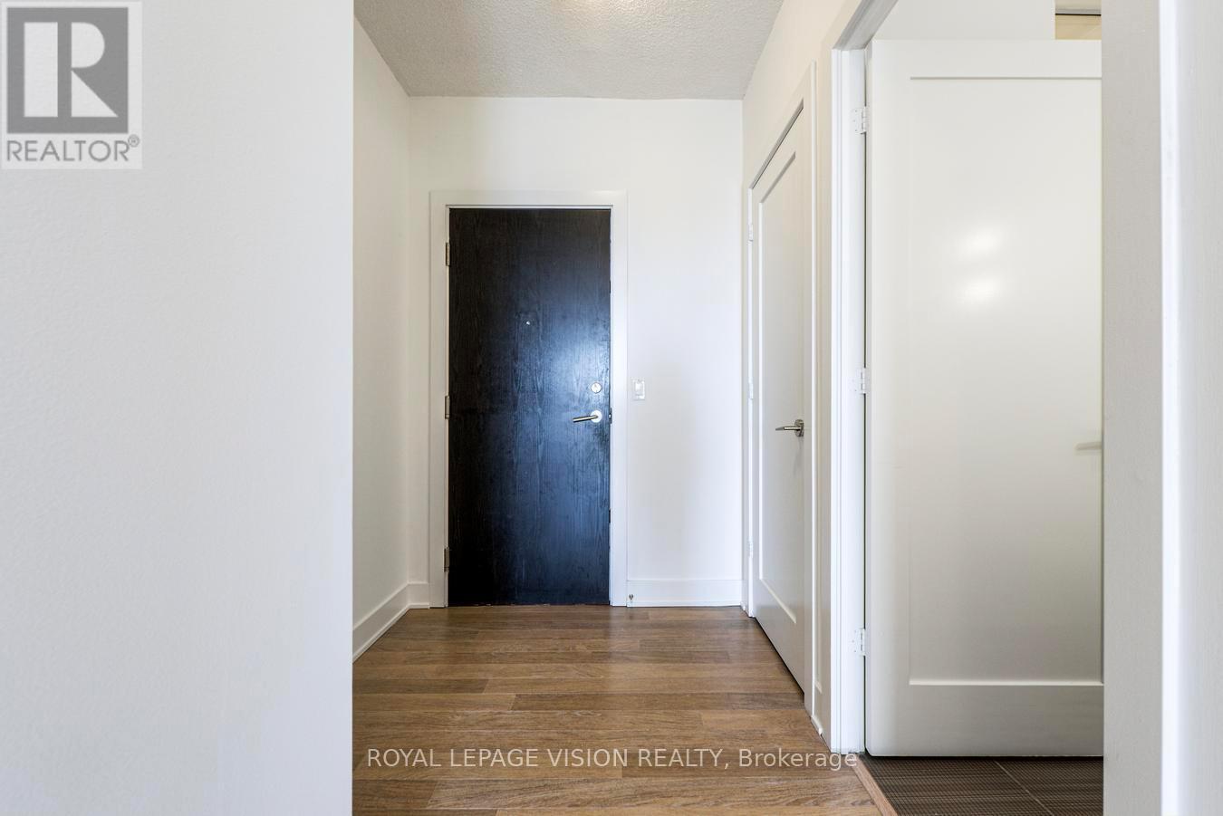3409 - 120 Homewood Avenue, Toronto, Ontario  M4Y 2J3 - Photo 7 - C12474221