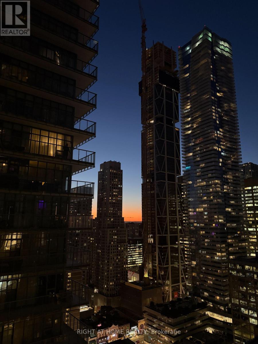 45 Charles Street E, Toronto, Ontario  M4Y 1S2 - Photo 24 - C12474227
