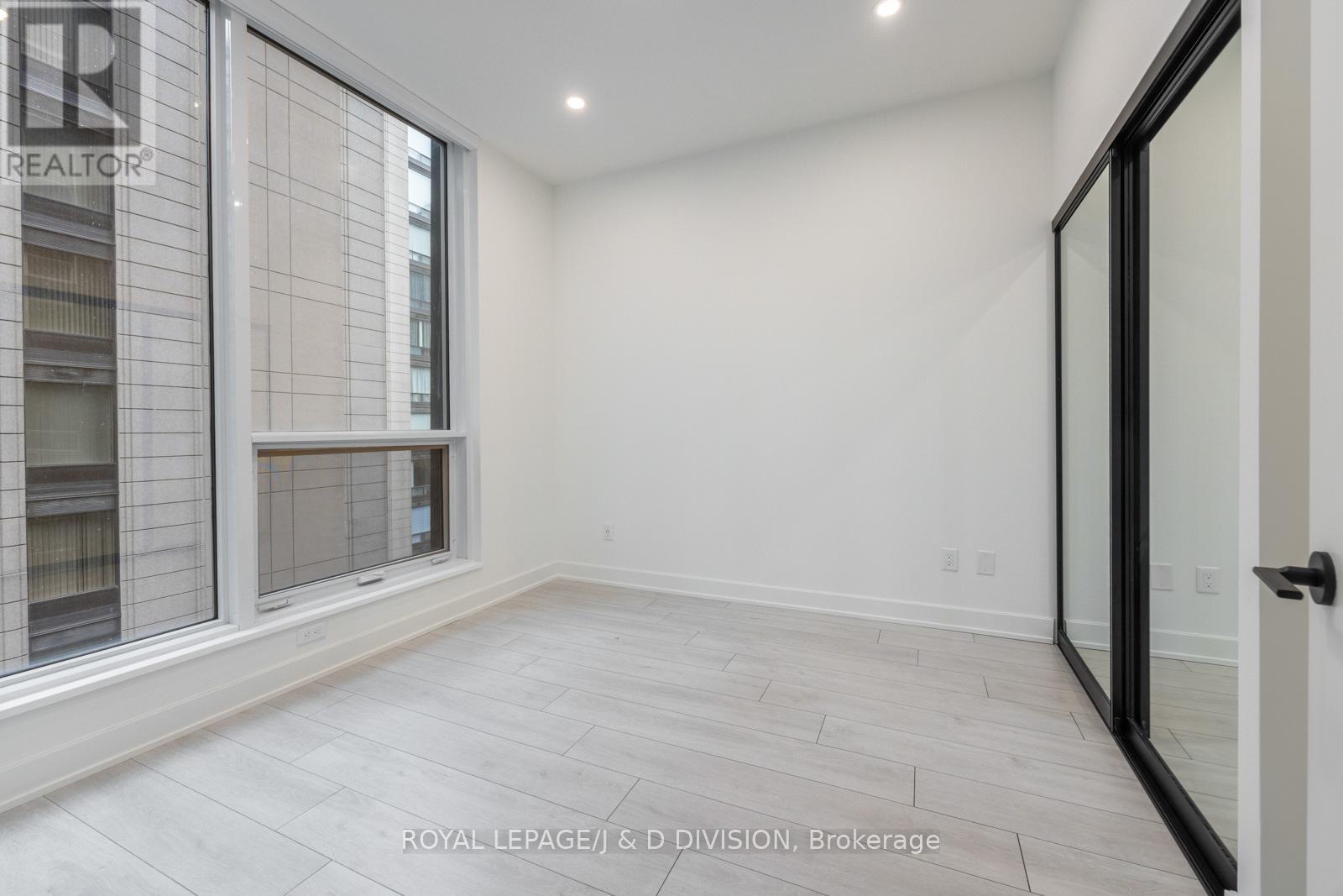 1002 - 15 Mercer Street, Toronto, Ontario  M5V 1H2 - Photo 18 - C12474235
