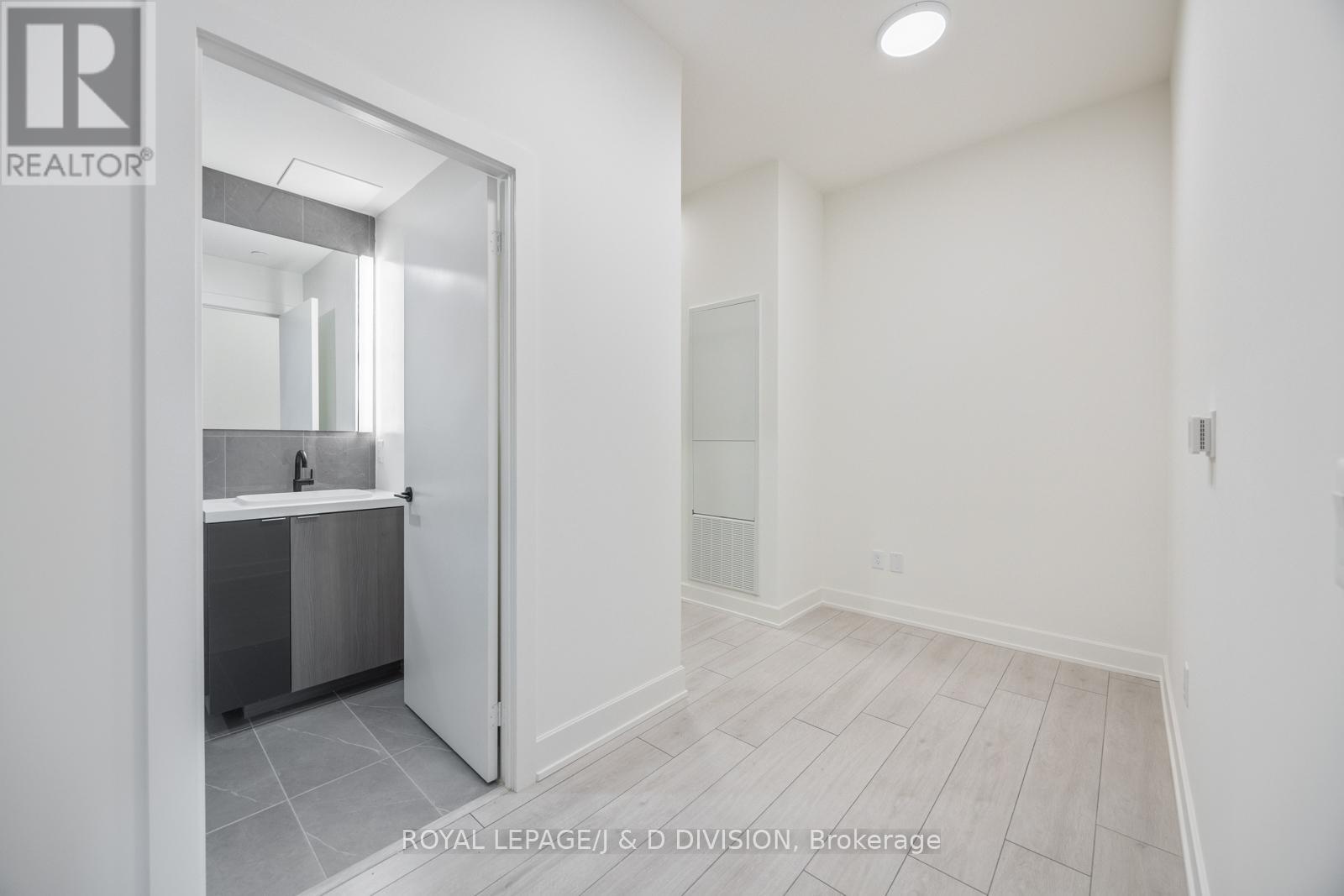 1002 - 15 Mercer Street, Toronto, Ontario  M5V 1H2 - Photo 27 - C12474235