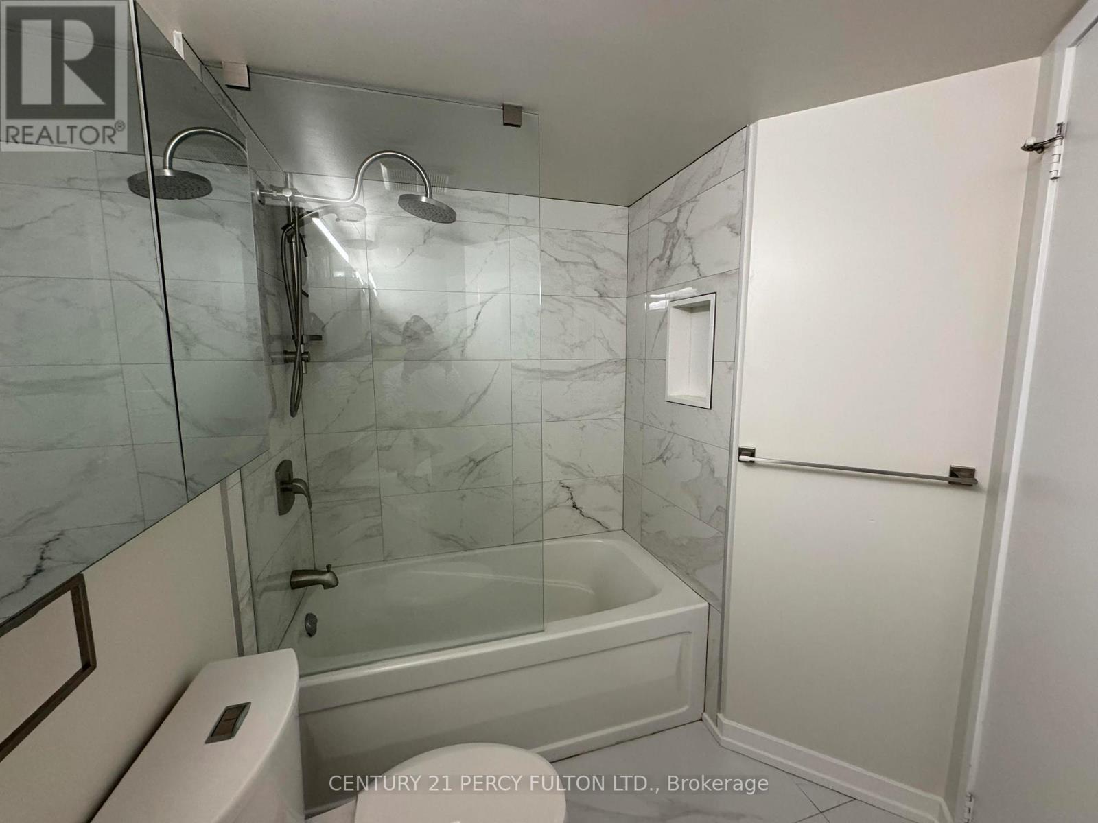 3115 - 11 Brunel Court, Toronto, Ontario  M5V 3Y3 - Photo 3 - C12474242