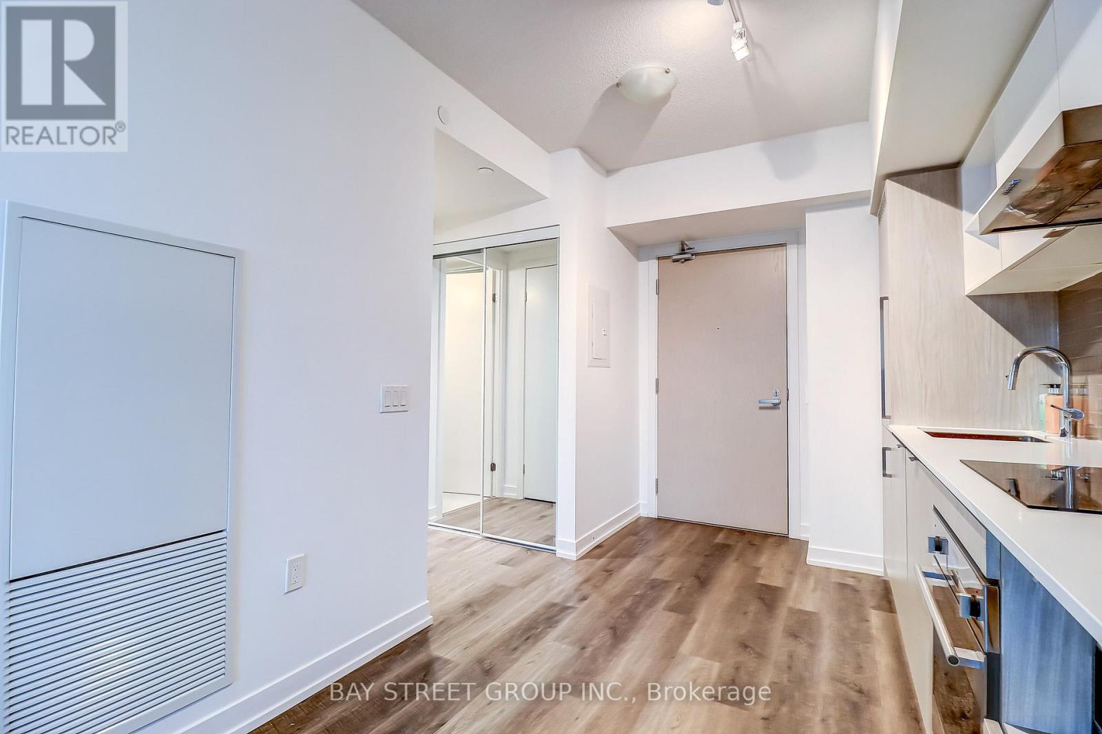 2607 - 55 Cooper Street, Toronto, Ontario  M5E 0G1 - Photo 11 - C12474301