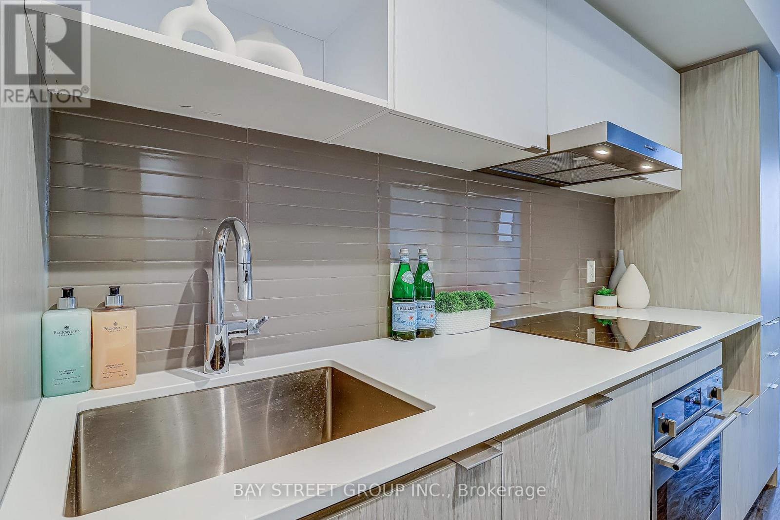 2607 - 55 Cooper Street, Toronto, Ontario  M5E 0G1 - Photo 17 - C12474301