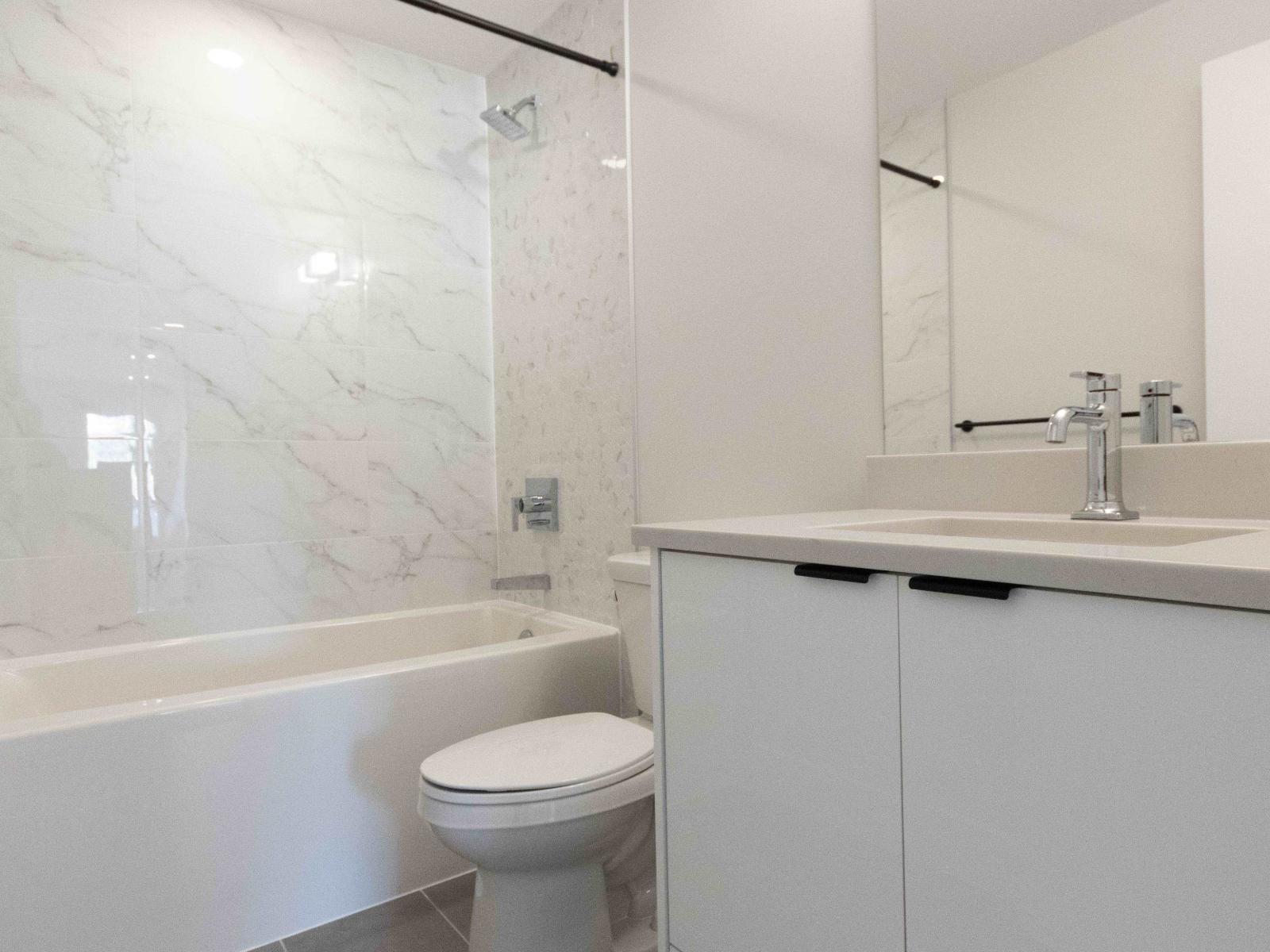 114 13458 95 Avenue, Surrey, British Columbia  V3V 0H1 - Photo 7 - R3057136