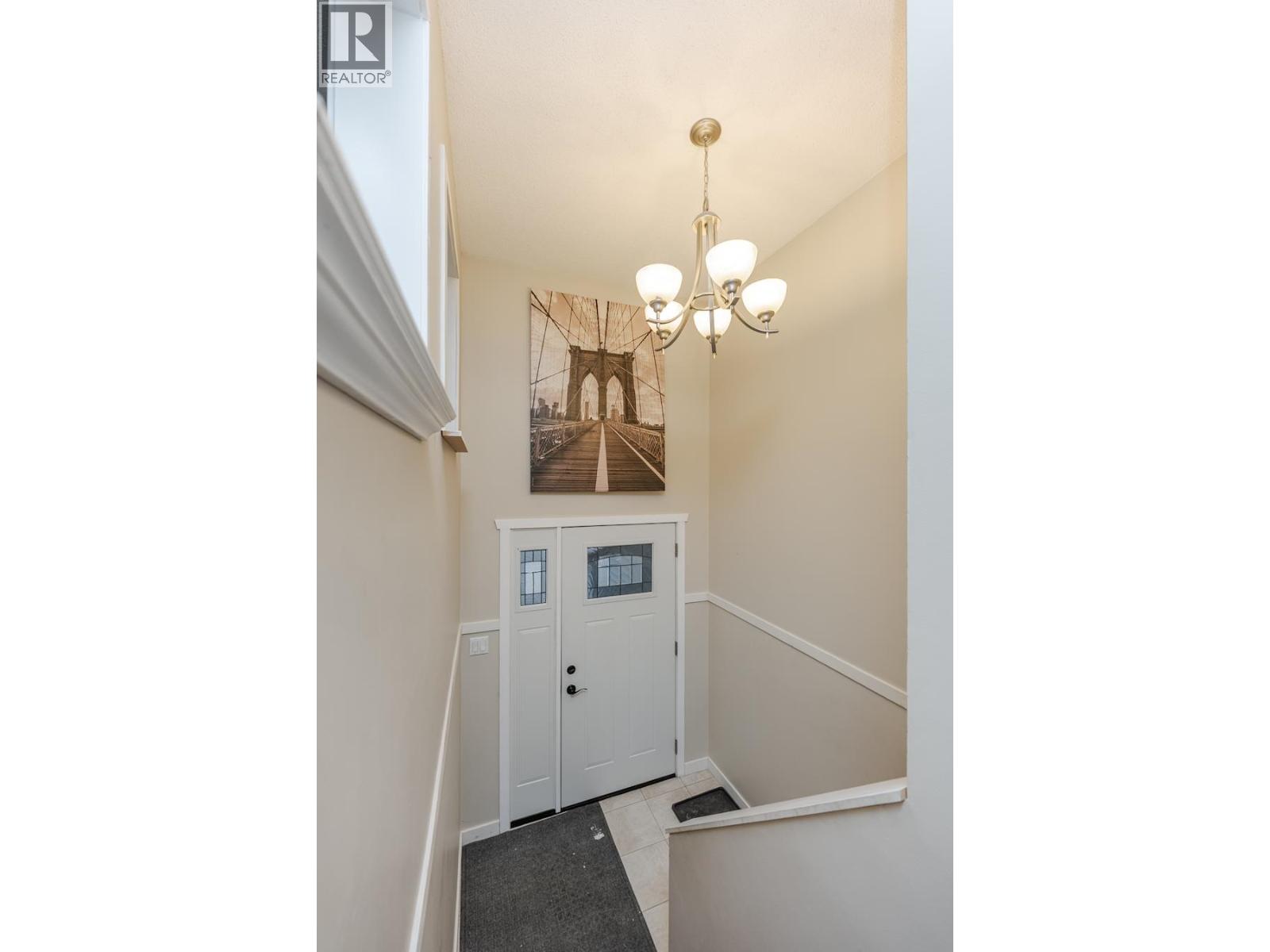 7427 Pearl Drive, Prince George, British Columbia  V2K 4K3 - Photo 4 - R3060536